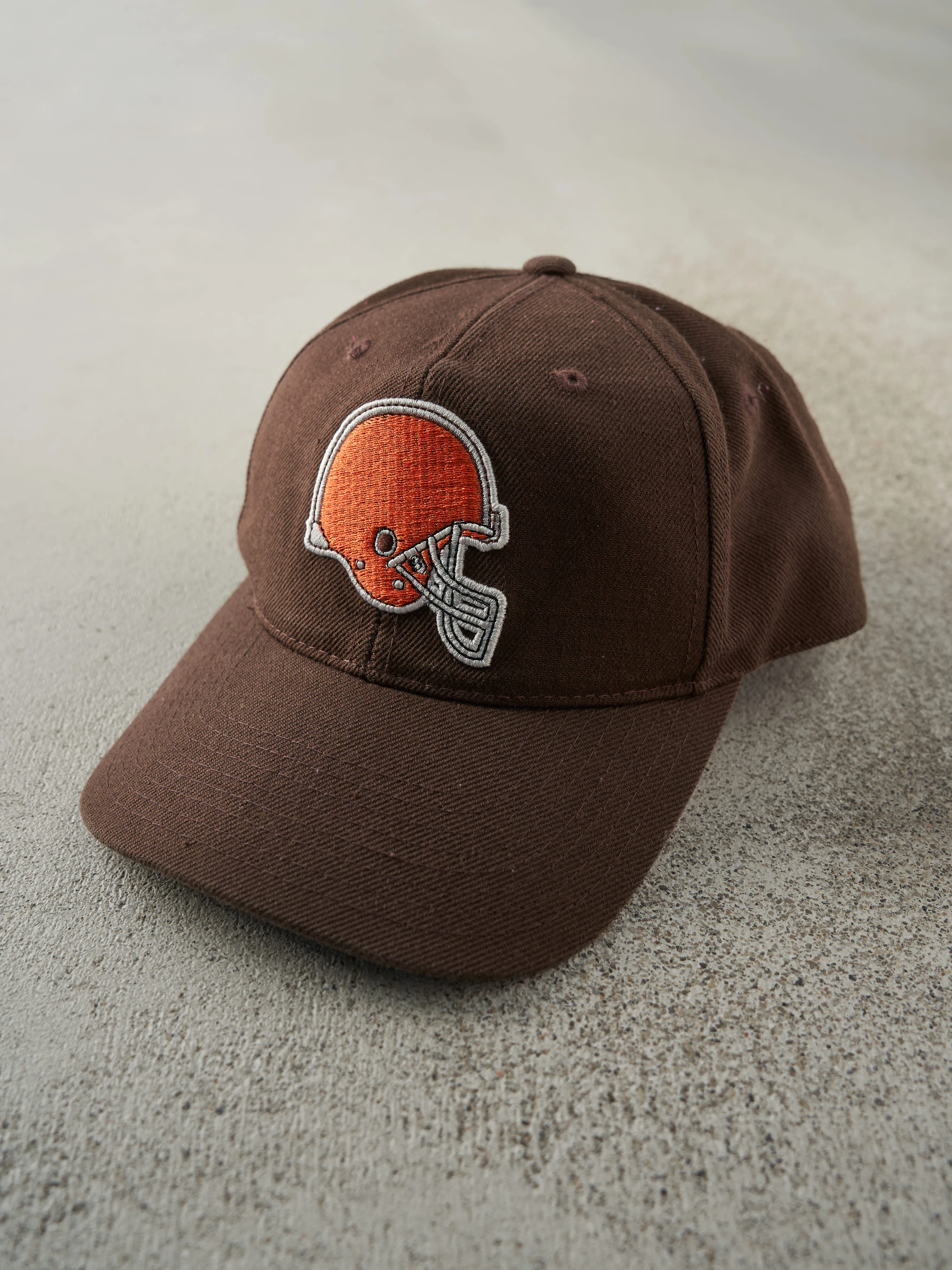 Vintage 90s Brown Embroidered Cleveland Browns NFL Snapback Hat sold by Rebalance Vintage product image thumbnail 2