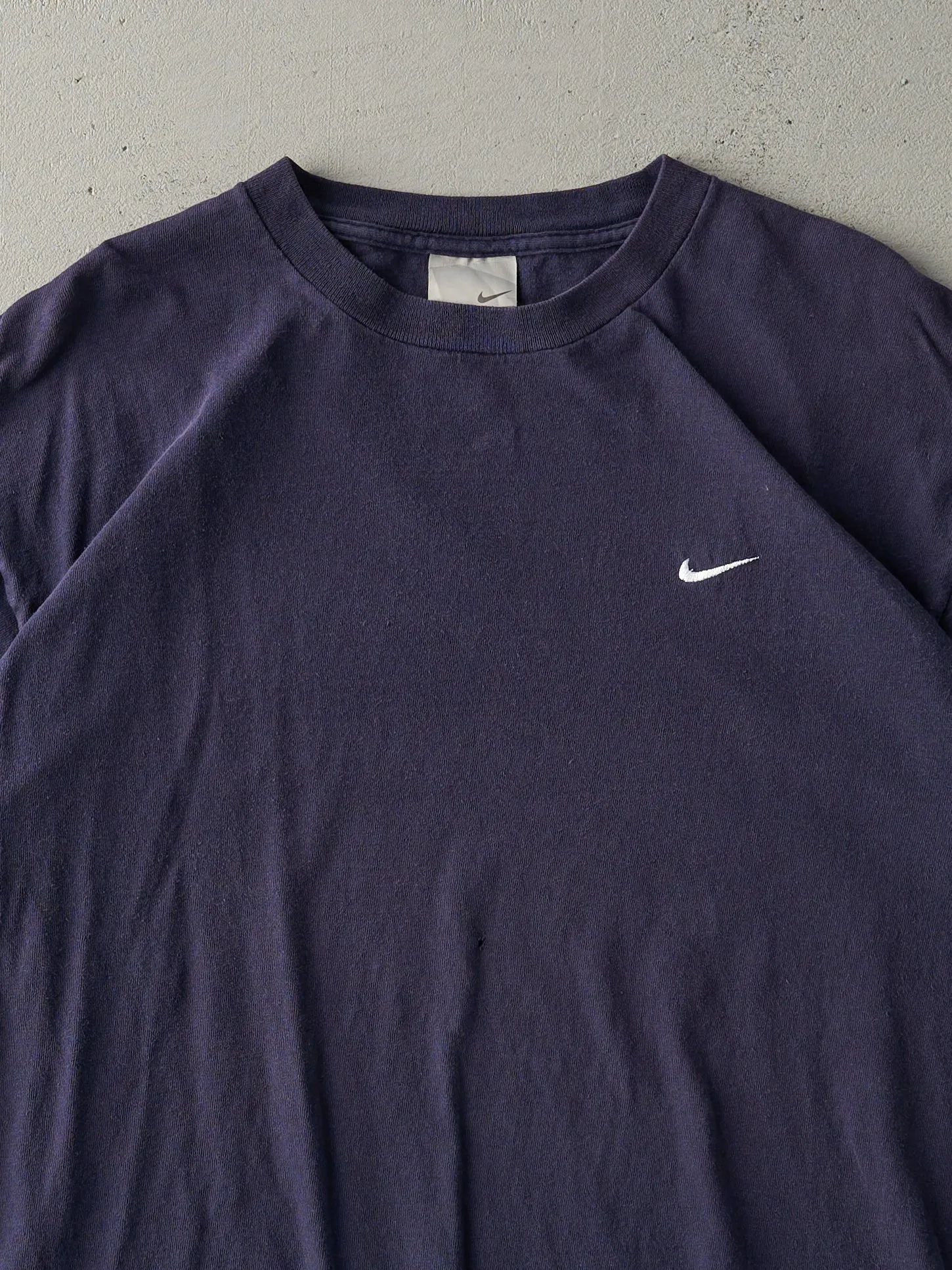 Vintage Y2K Navy Blue Nike Swoosh Embroidered Tee (M) sold by Rebalance Vintage product image thumbnail 2