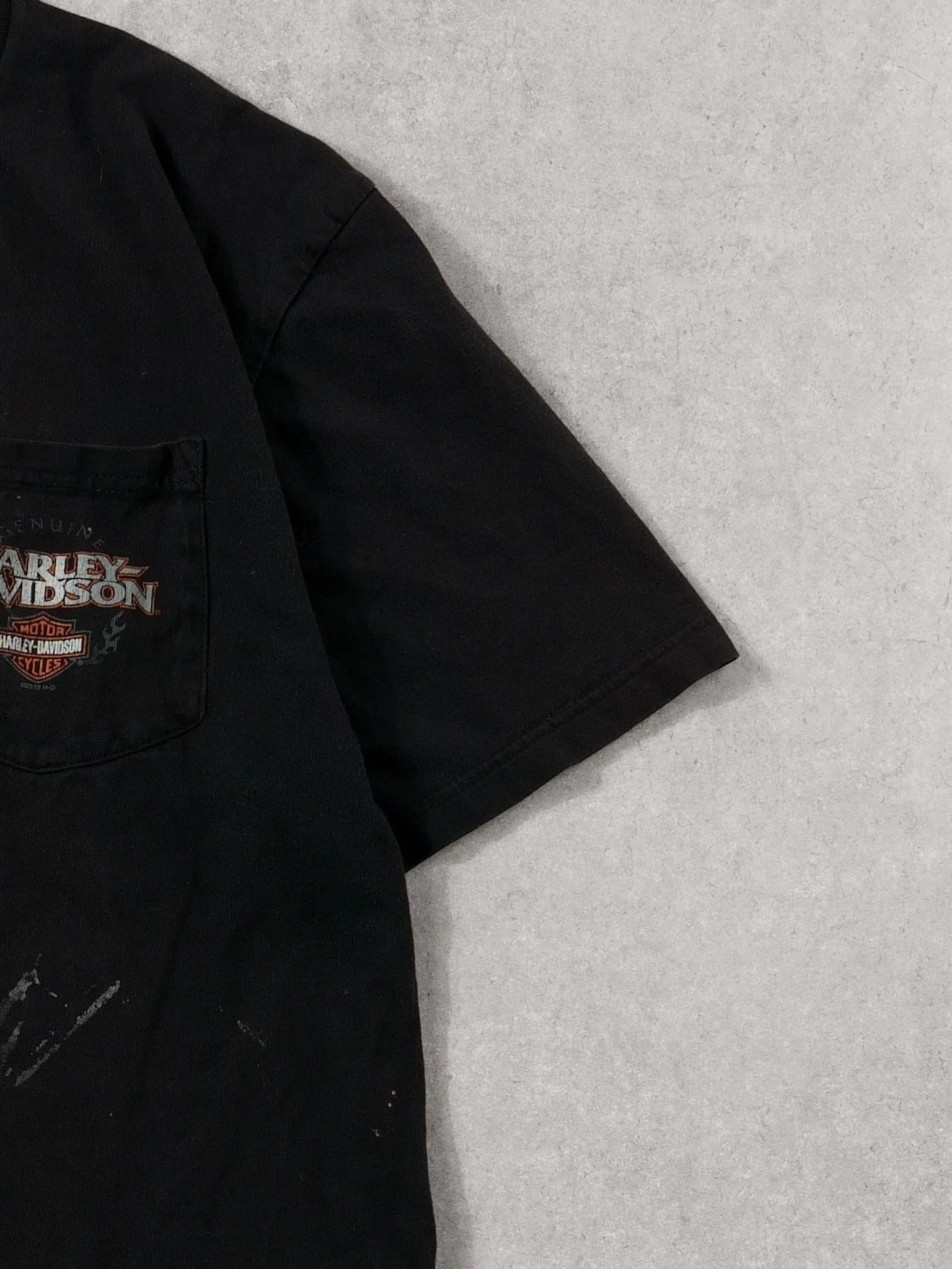 VIntage 09' Washed Black Latus Motors Harley Davidson Gladstone Oregon Tee (M) sold by Rebalance Vintage product image thumbnail 5