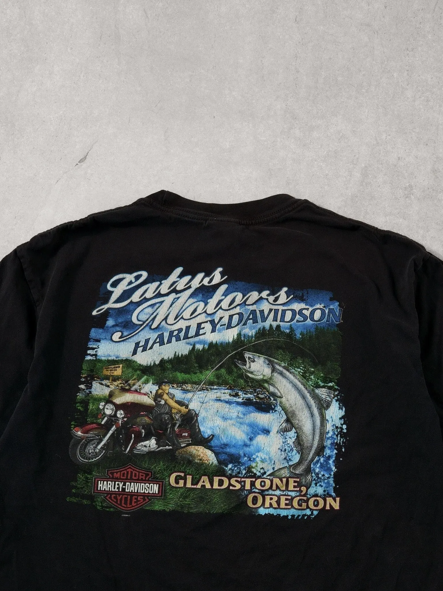 VIntage 09' Washed Black Latus Motors Harley Davidson Gladstone Oregon Tee (M) sold by Rebalance Vintage product image thumbnail 4