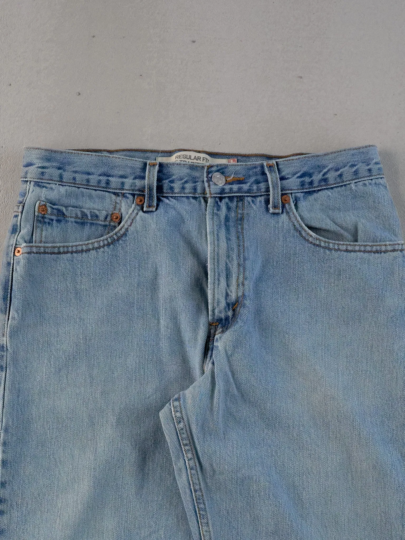 Vintage 90s Light Blue Levi's 505 Denim Jeans (30x31) sold by Rebalance Vintage product image thumbnail 3
