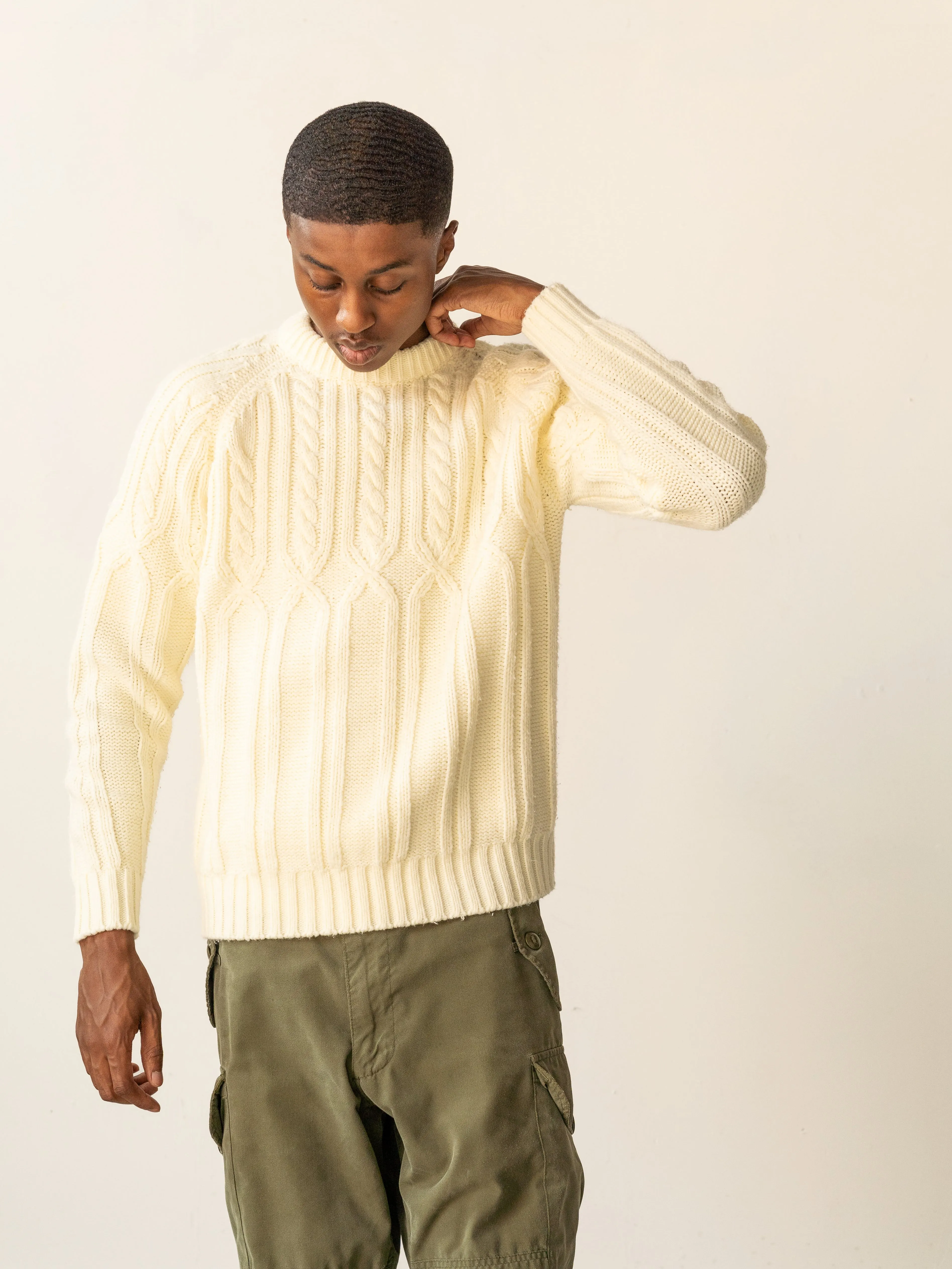 Vintage 70s Cream Knit Patterned Sweater (L) sold by Rebalance Vintage product image thumbnail 4