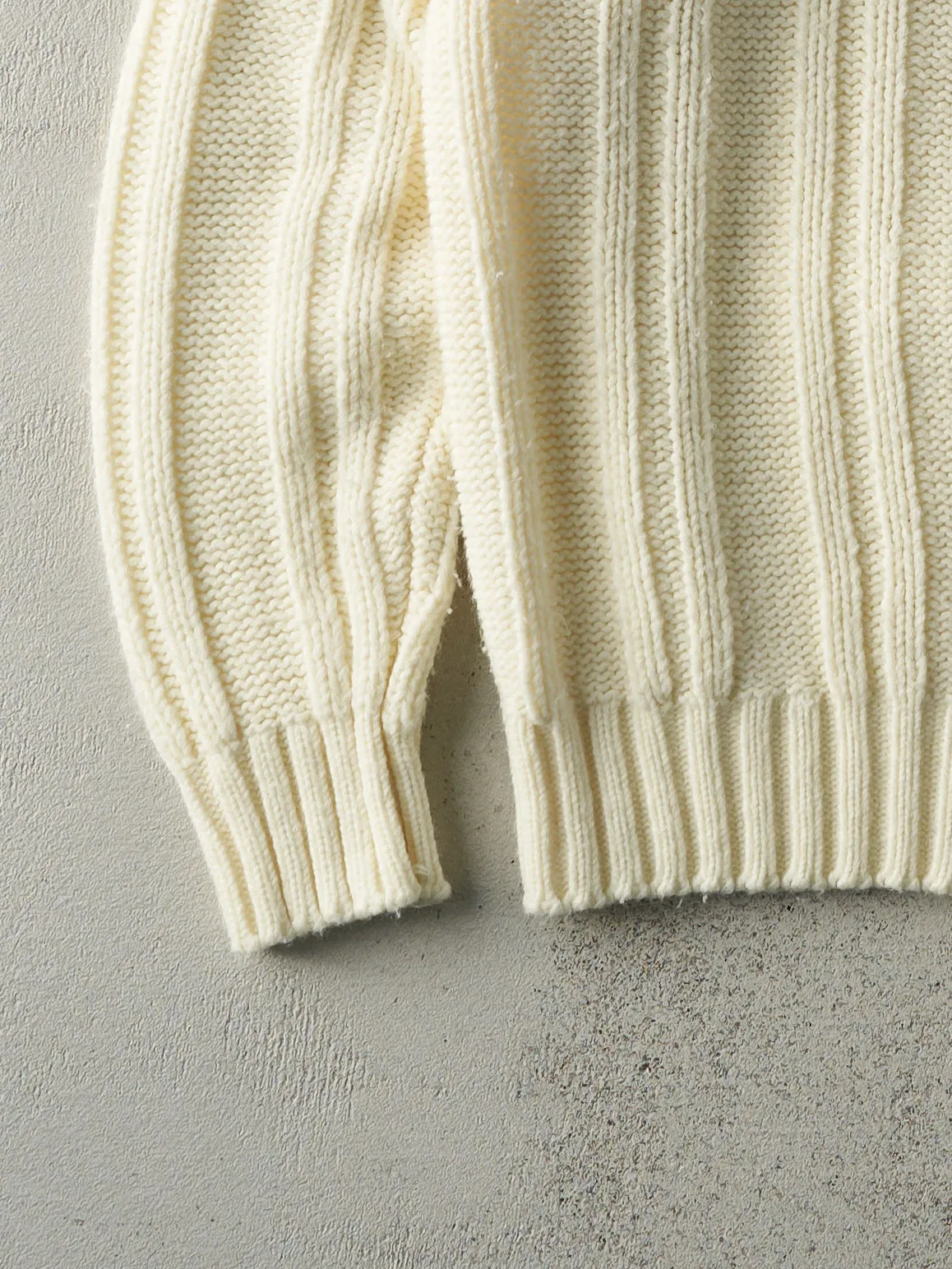 Vintage 70s Cream Knit Patterned Sweater (L) sold by Rebalance Vintage product image thumbnail 5