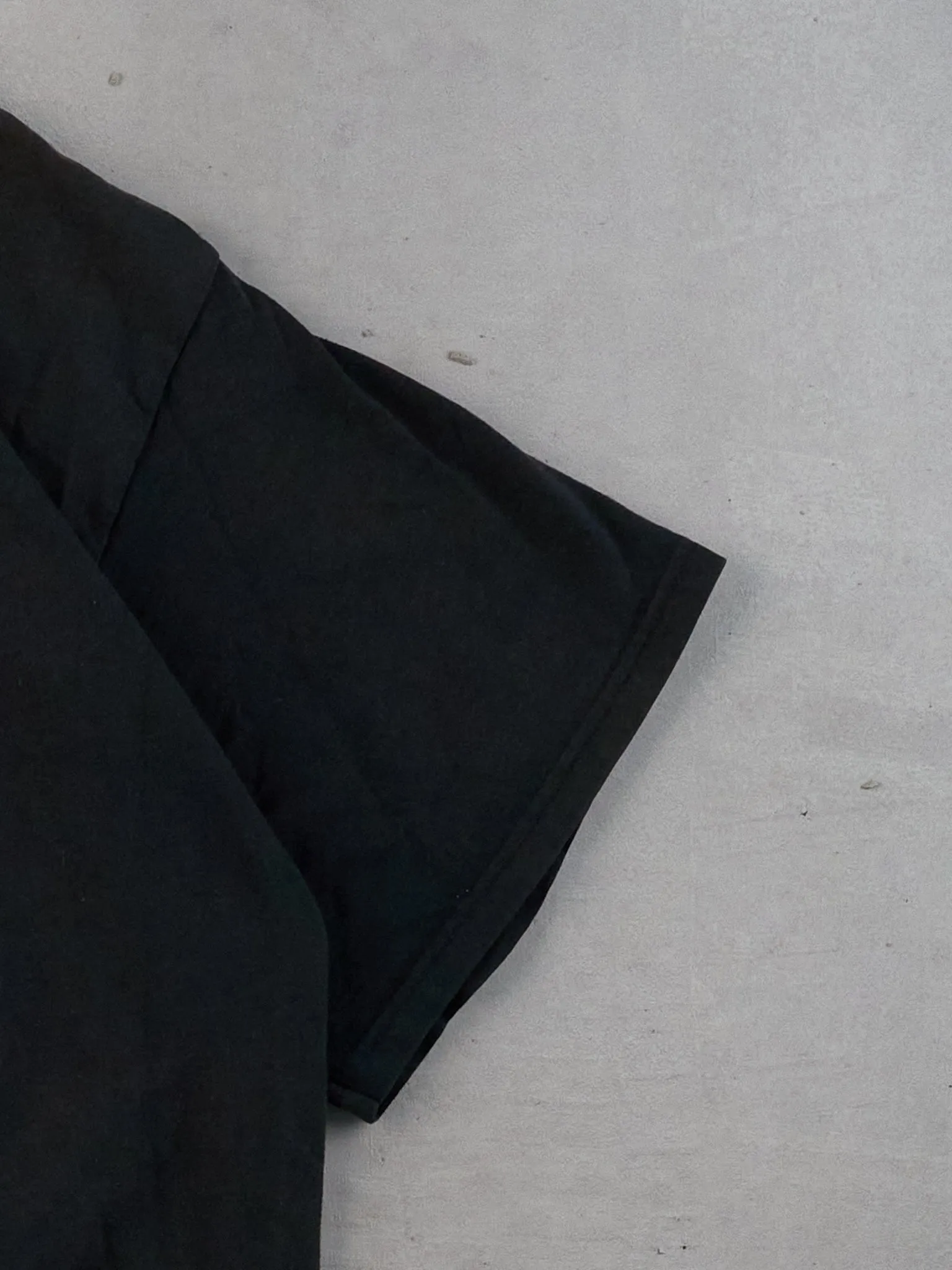 Vintage 90s Black Nashville Racing Graphic Tee (L) sold by Rebalance Vintage product image thumbnail 3