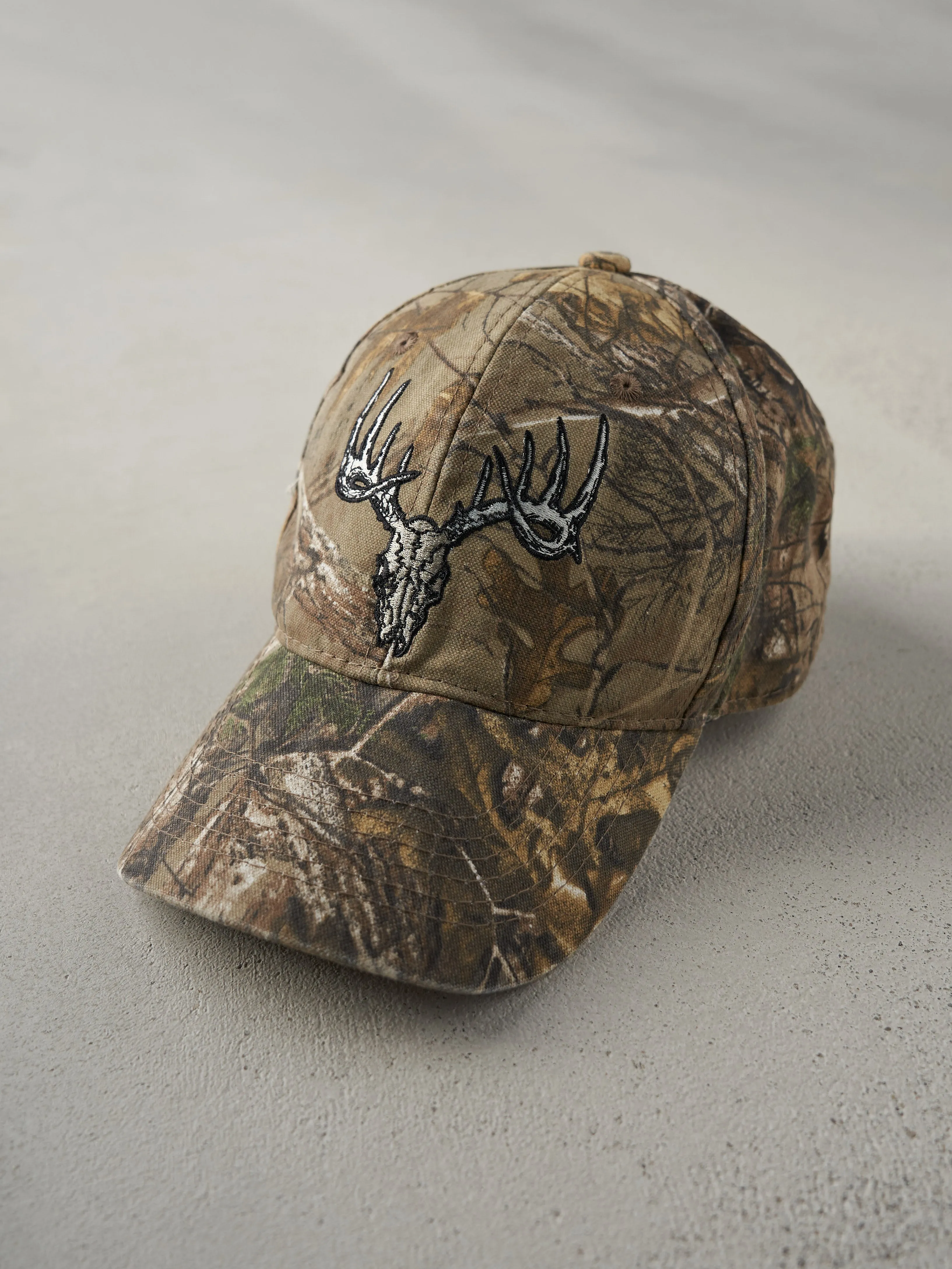 Vintage Y2K Realtree Camo Embroidered Velcro Back Hat sold by Rebalance Vintage product image thumbnail 2