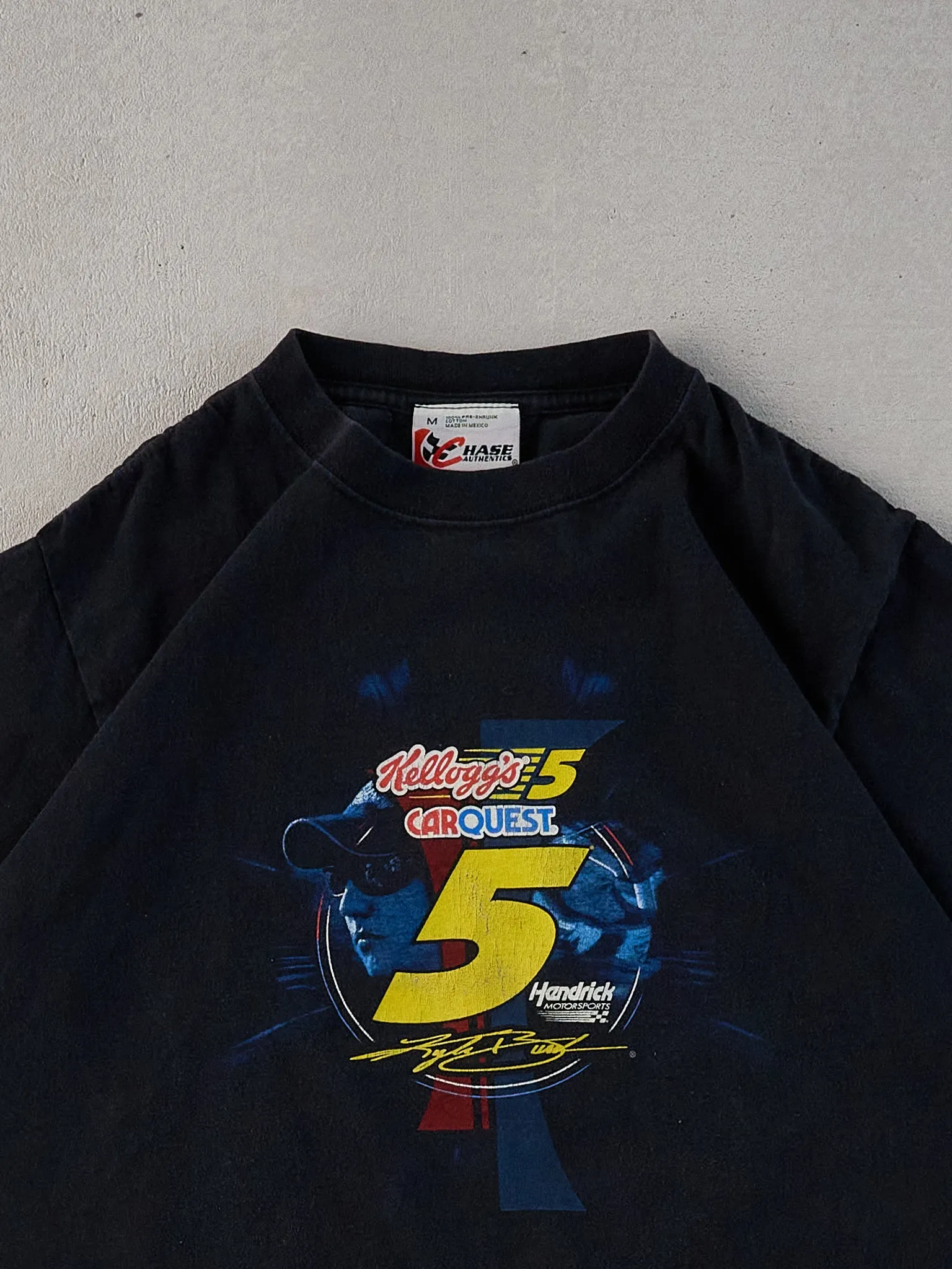 Vintage 07' Black Kyle Busch Nascar Racing Graphic Tee (S) sold by Rebalance Vintage product image thumbnail 3