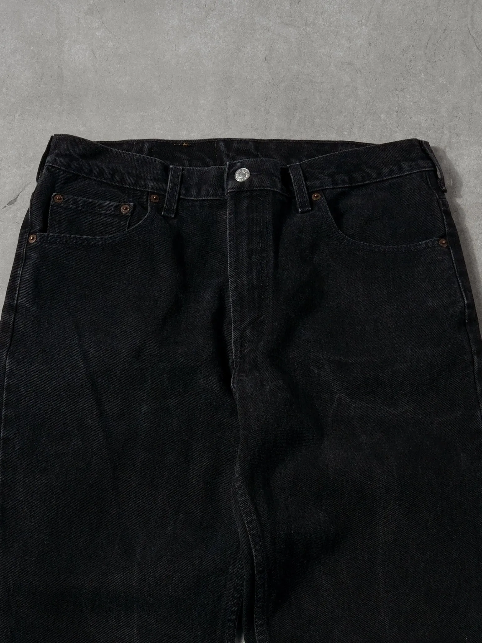 Vintage 90s Black Levi's Denim Jeans (34x28) sold by Rebalance Vintage product image thumbnail 3
