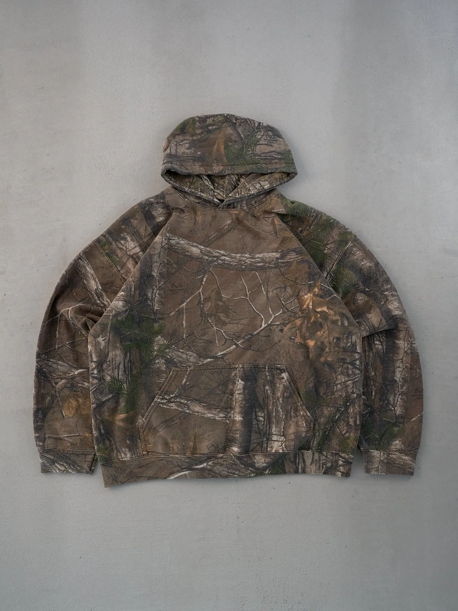 Vintage Y2k Green Realtree Camo Blank Hoodie (L) sold by Rebalance Vintage
