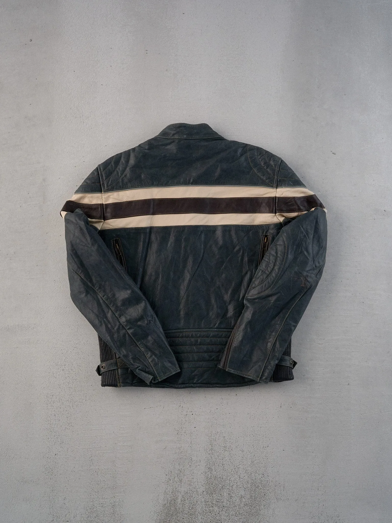 Vintage 90s Green, Black and White Motorcycle Biker Leather Jacket-M sold by Rebalance Vintage product image thumbnail 2