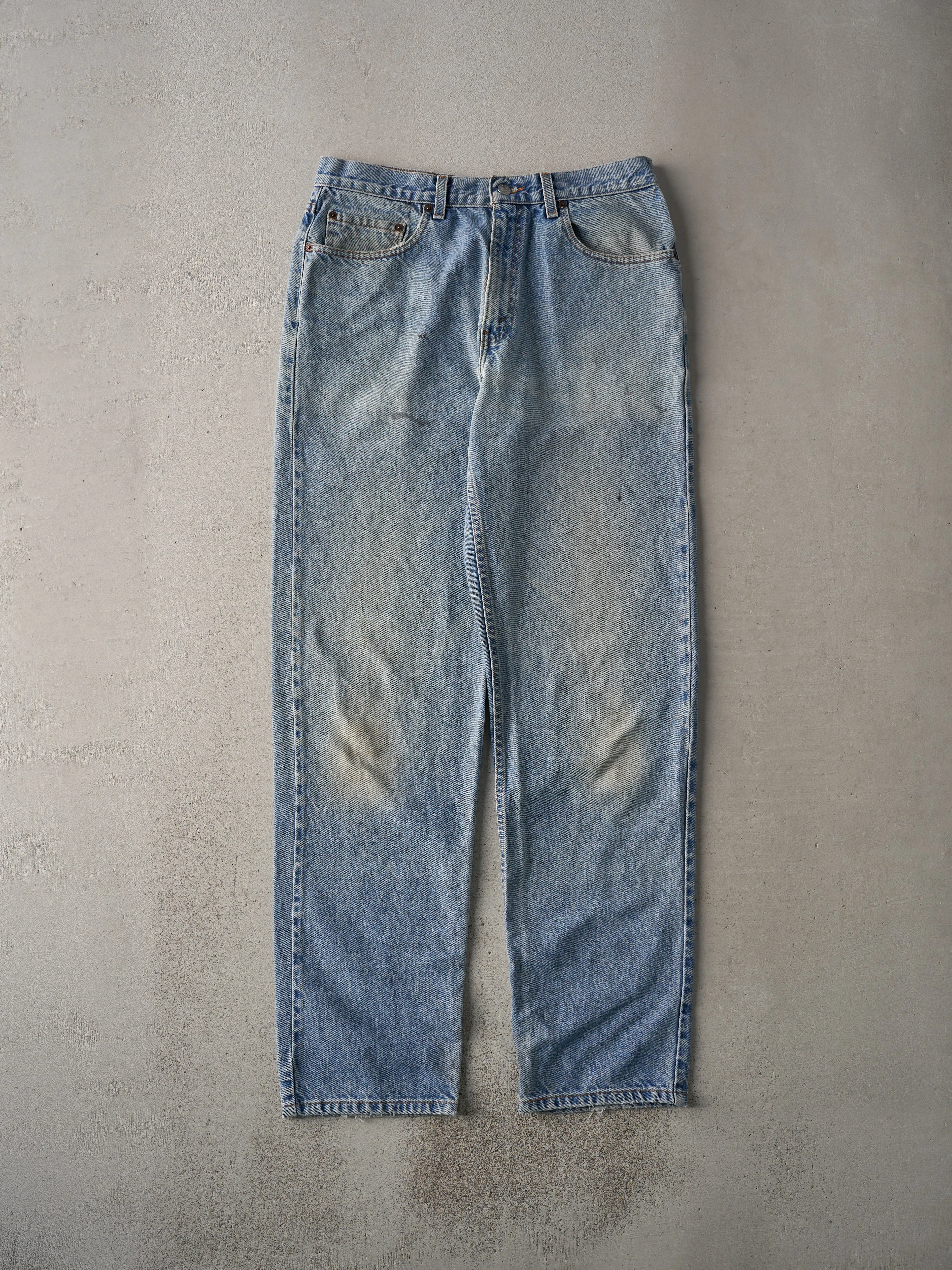 Vintage 90s Light Wash Levi's Relaxed Straight Leg Jeans (33x33) sold by Rebalance Vintage