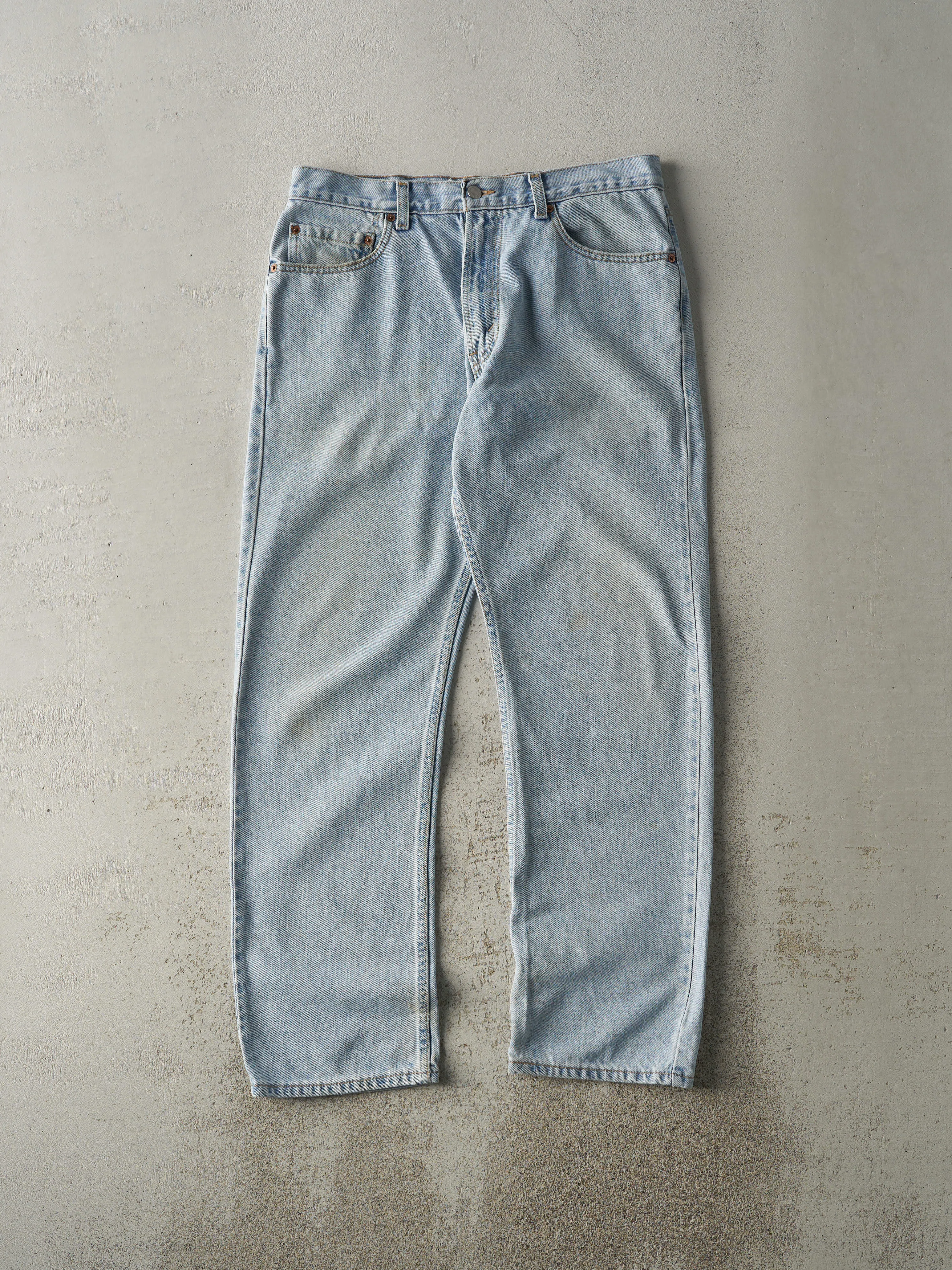 Vintage 90s Light Wash Levi's 505 Jeans (33x31) sold by Rebalance Vintage