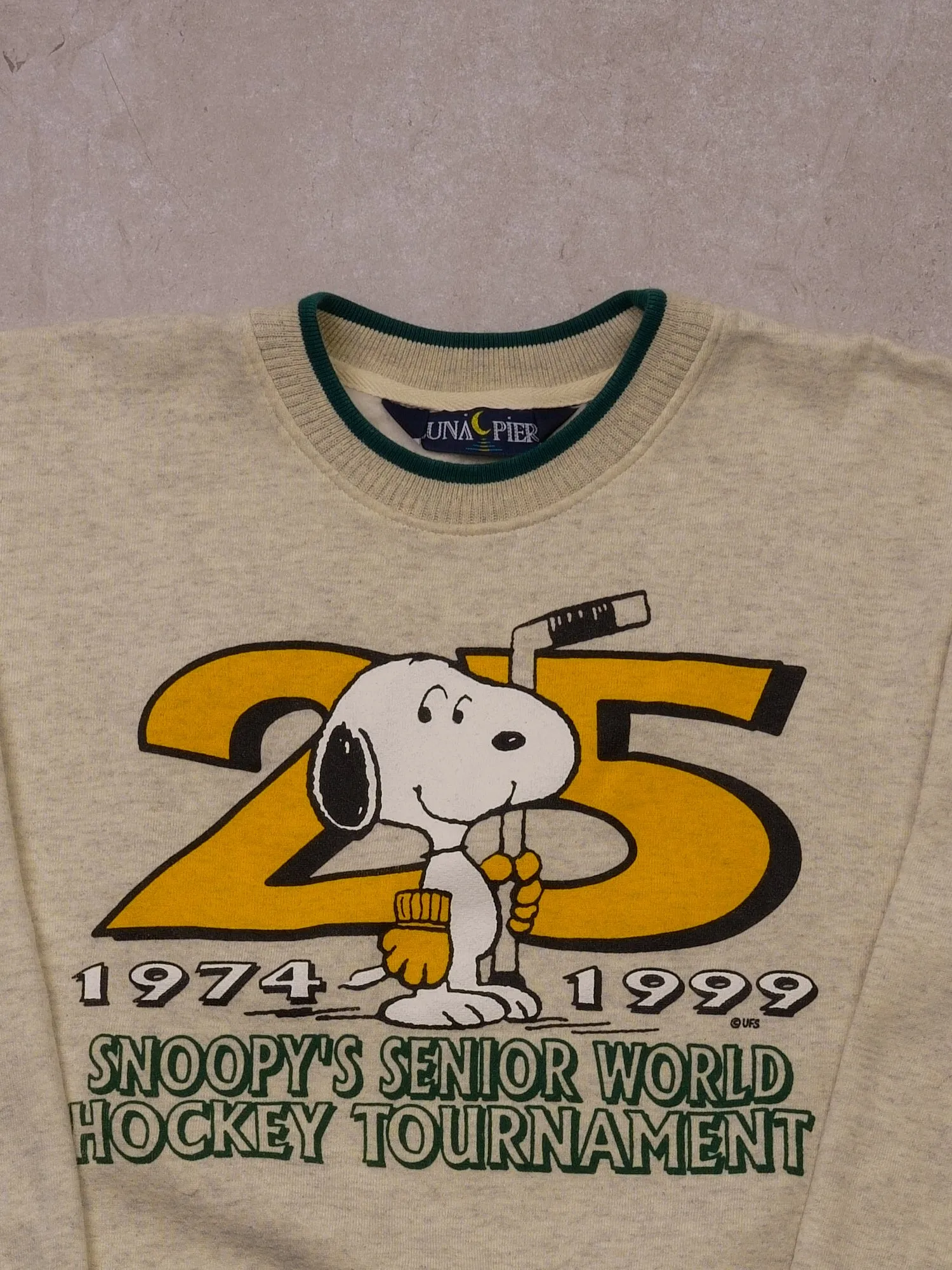 Vintage 90s Grey and Green Snoopy 25th Senior World Hockey Tournament (S/M) sold by Rebalance Vintage product image thumbnail 2