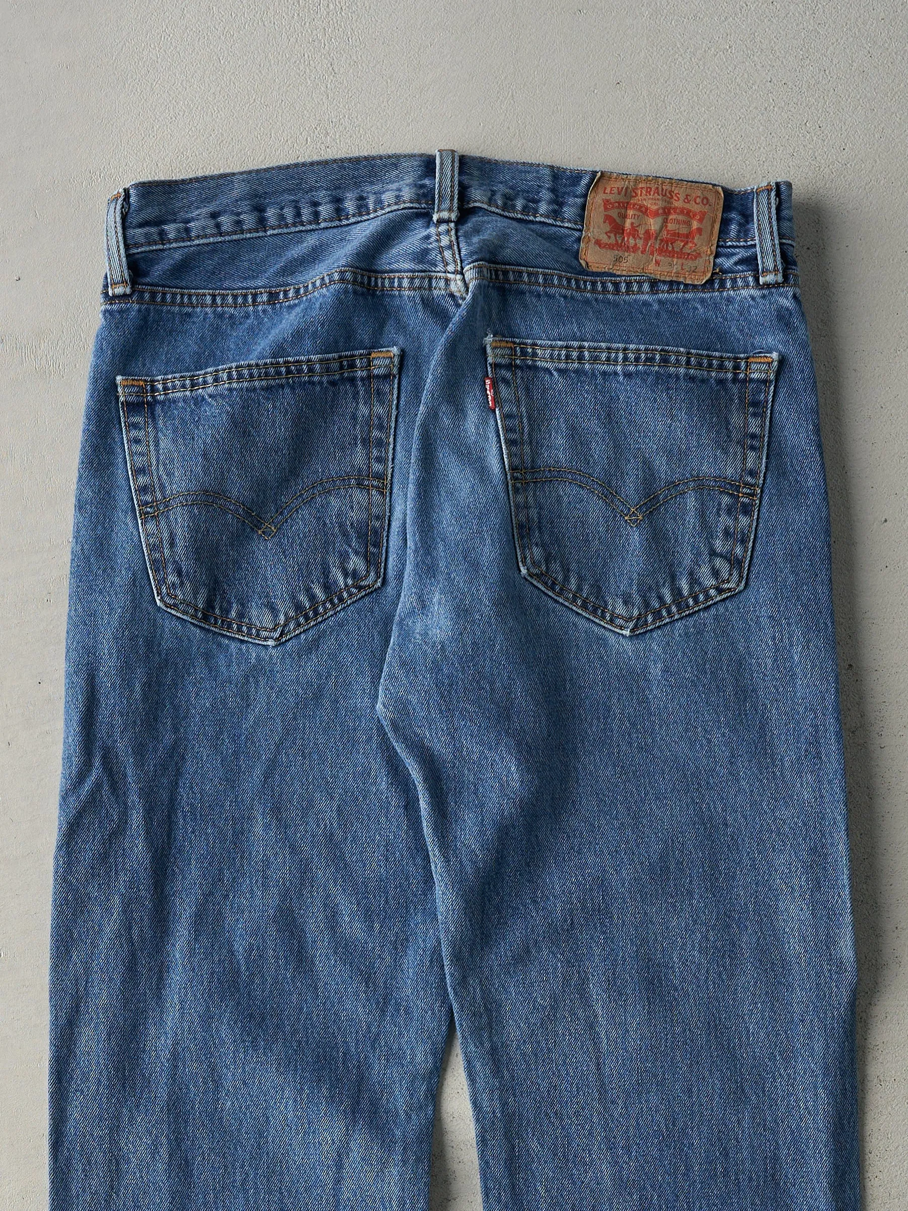 Vintage Y2K Mid Wash Levi's 505 Jeans (32x31) sold by Rebalance Vintage product image thumbnail 4