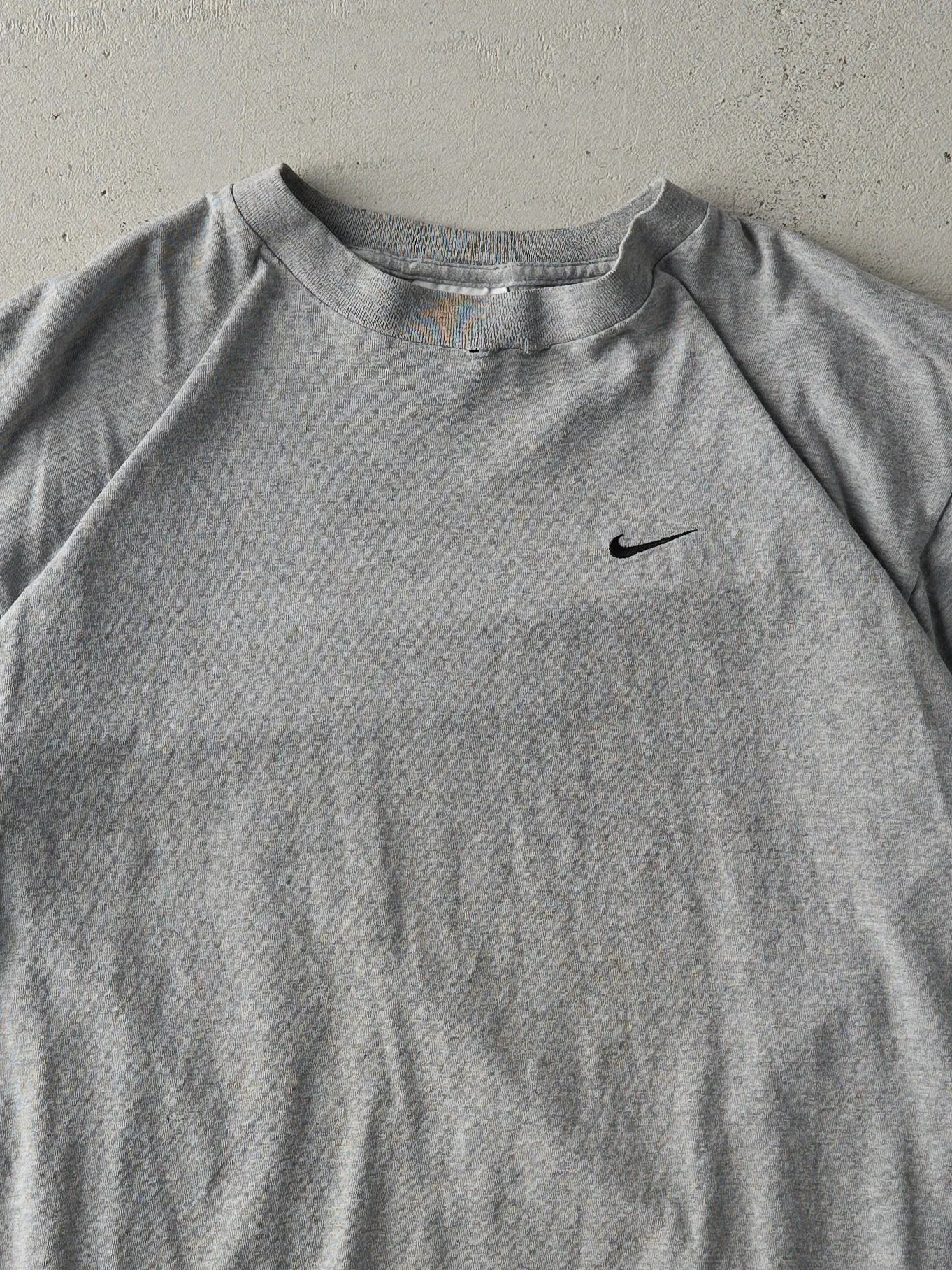 Vintage 90s Grey Embroidered Nike Swoosh Boxy Tee (M) sold by Rebalance Vintage product image thumbnail 2