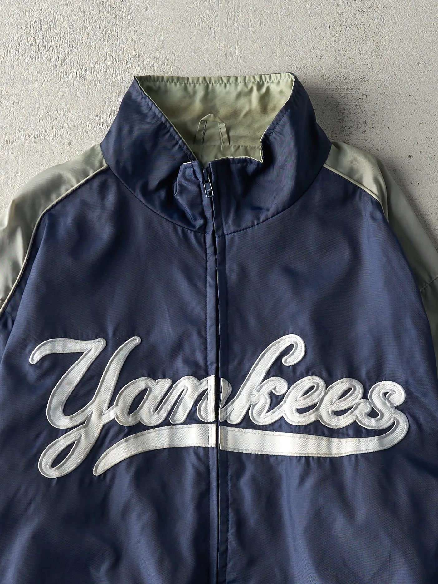 Vintage 90s Navy Blue New York Yankees Zip Up Windbreaker Jacket (L) sold by Rebalance Vintage product image thumbnail 4