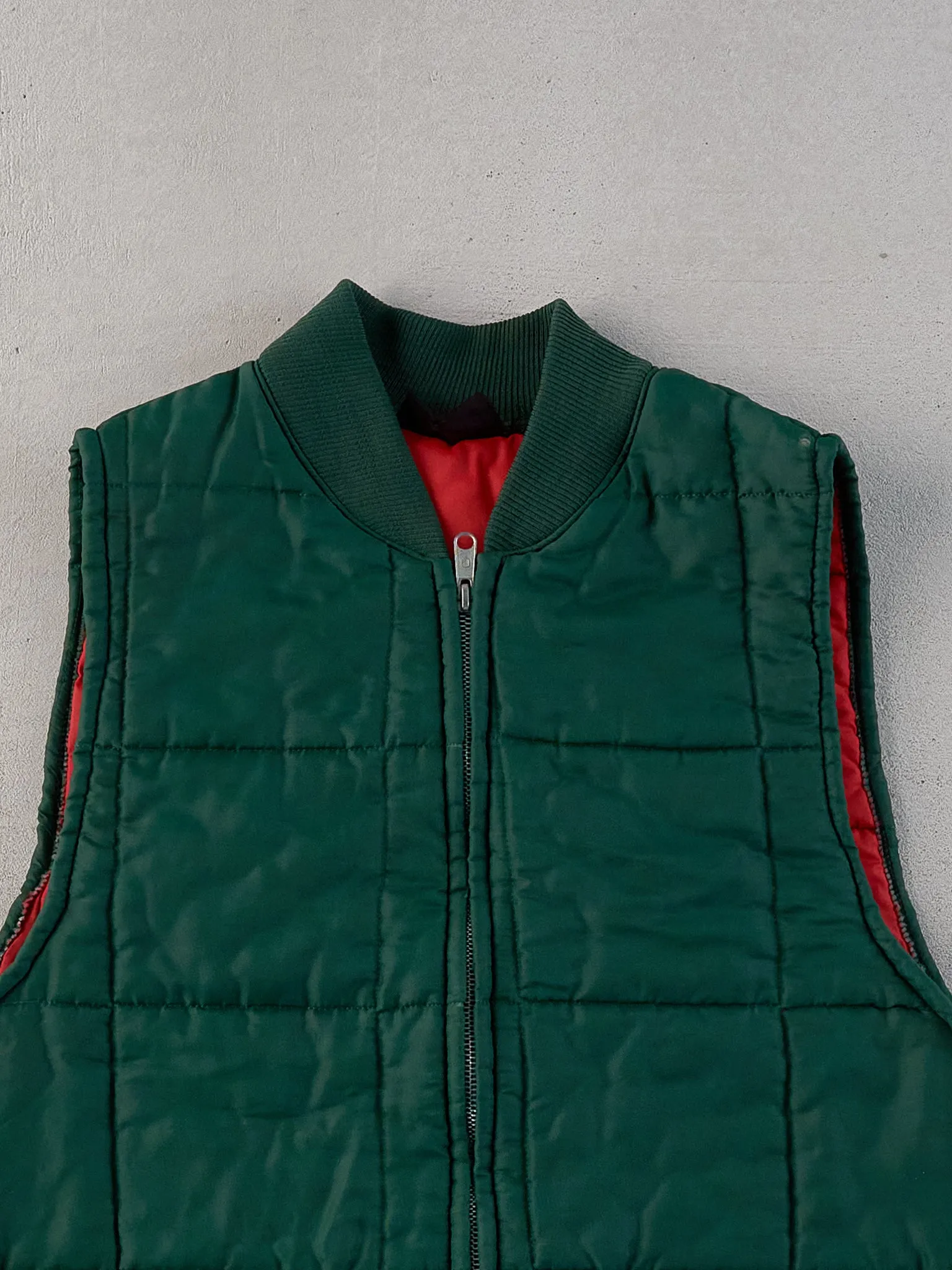 Vintage 90s Green and Red Spratford Reversible Puffer Vest (M) sold by Rebalance Vintage product image thumbnail 3