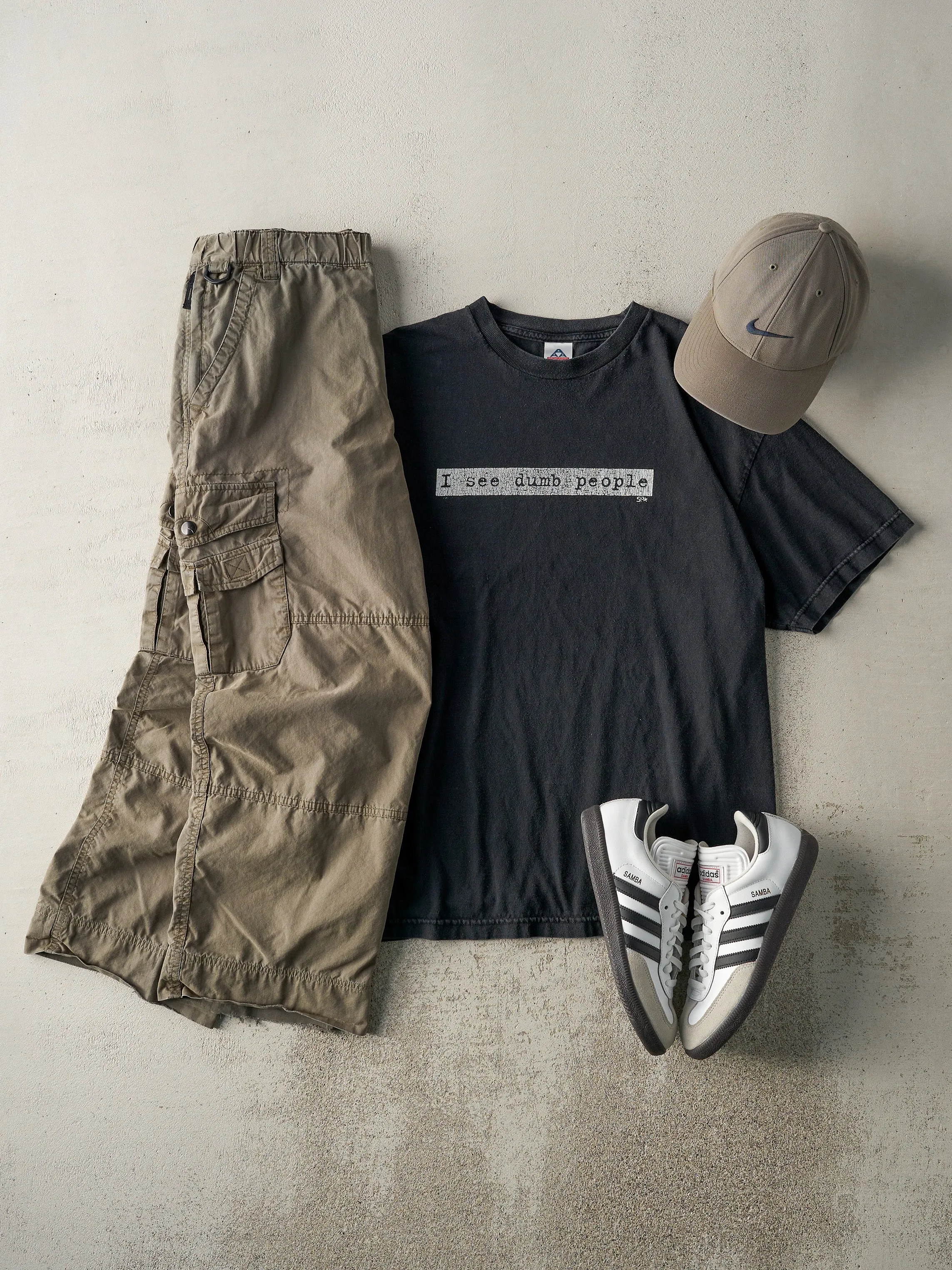 Vintage Y2K Black "I See Dumb People" Tee (M/L) sold by Rebalance Vintage product image thumbnail 2