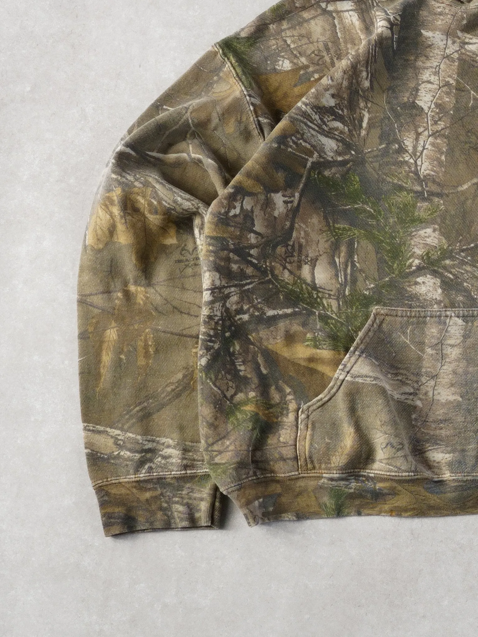 Vintage 90s Green Realtree Camo Blank Hoodie (L) sold by Rebalance Vintage product image thumbnail 3