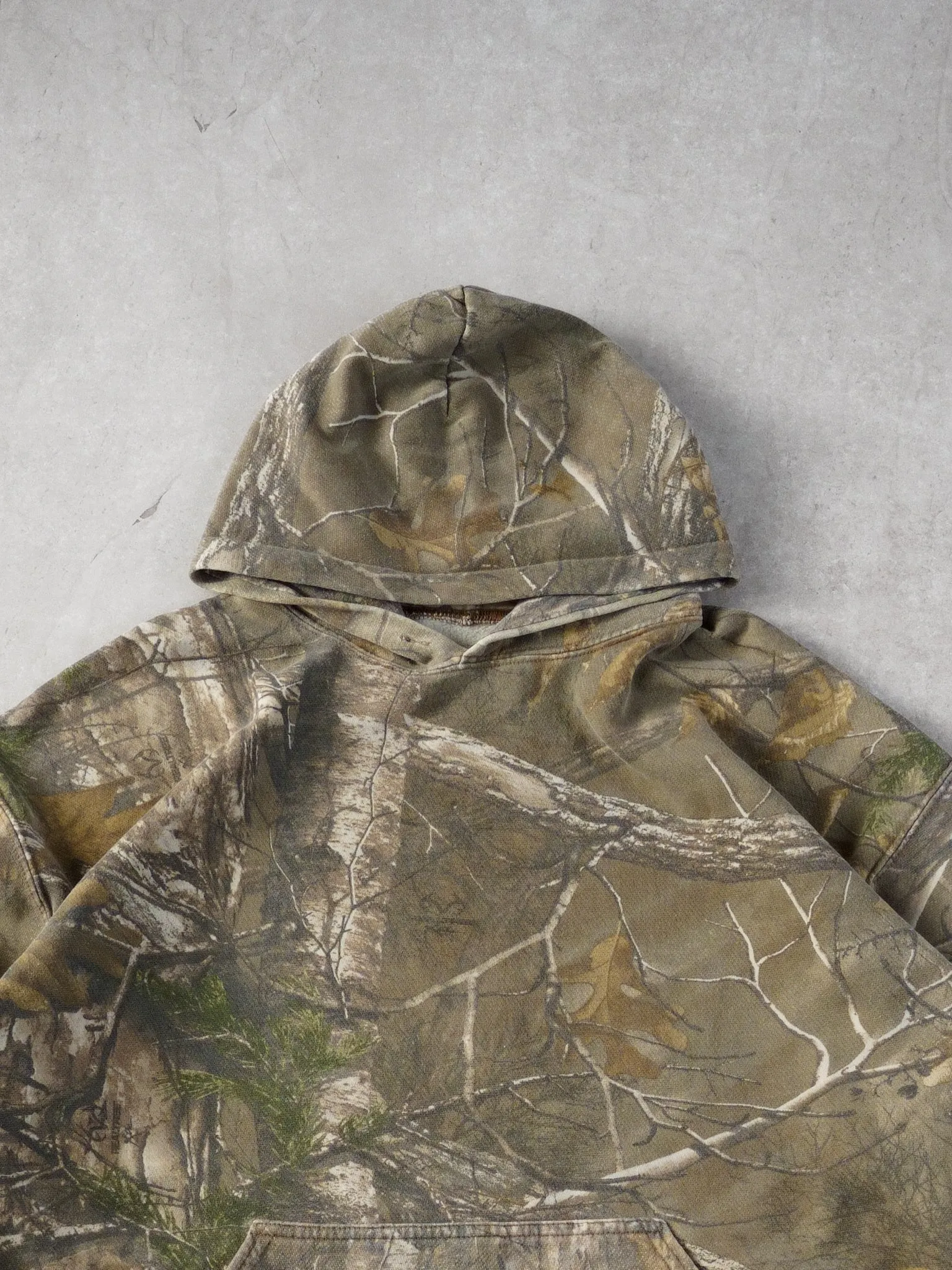 Vintage 90s Green Realtree Camo Blank Hoodie (L) sold by Rebalance Vintage product image thumbnail 2