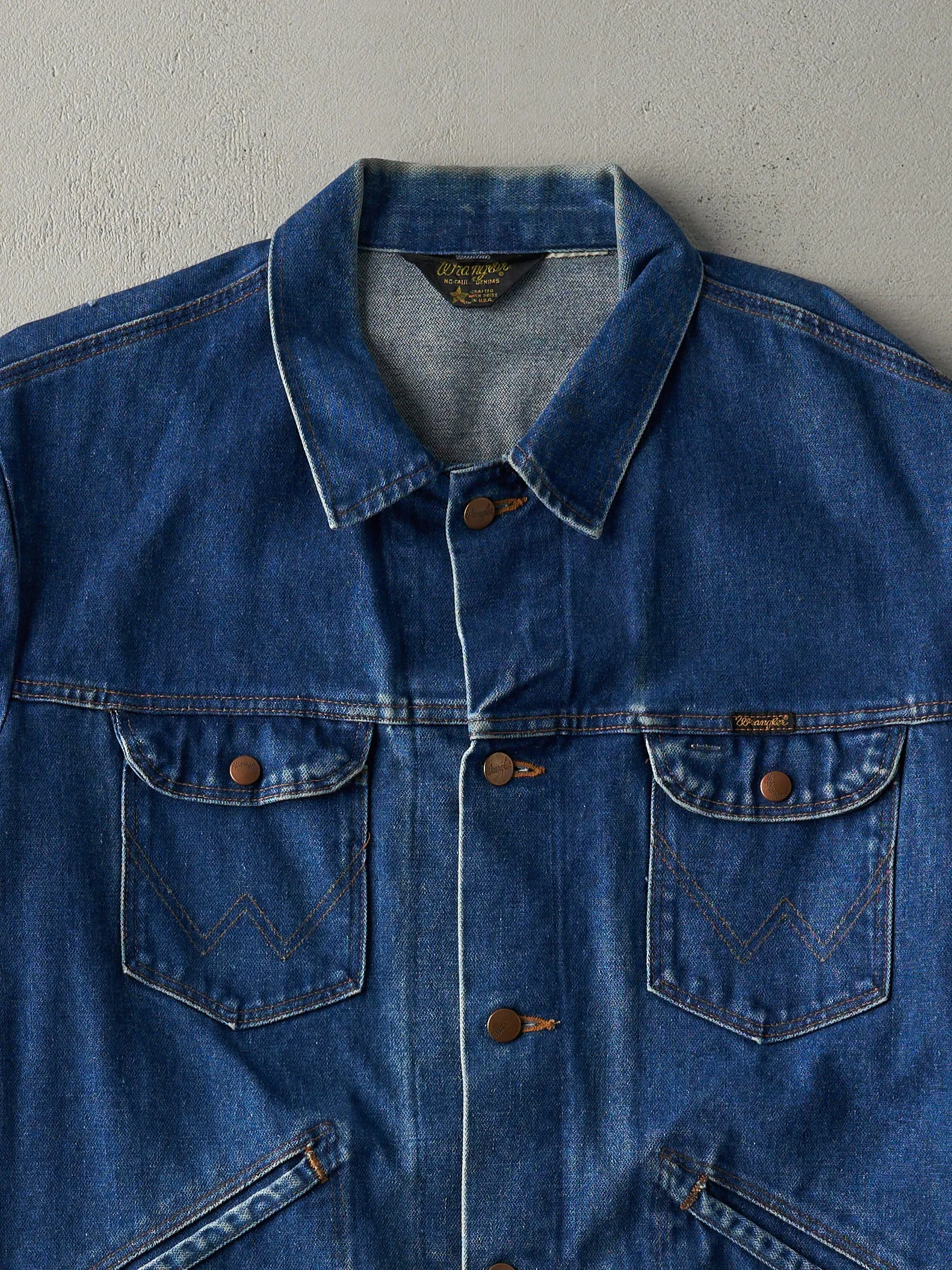 Vintage 70s Mid Wash Wrangler Denim Jacket (L) sold by Rebalance Vintage product image thumbnail 2