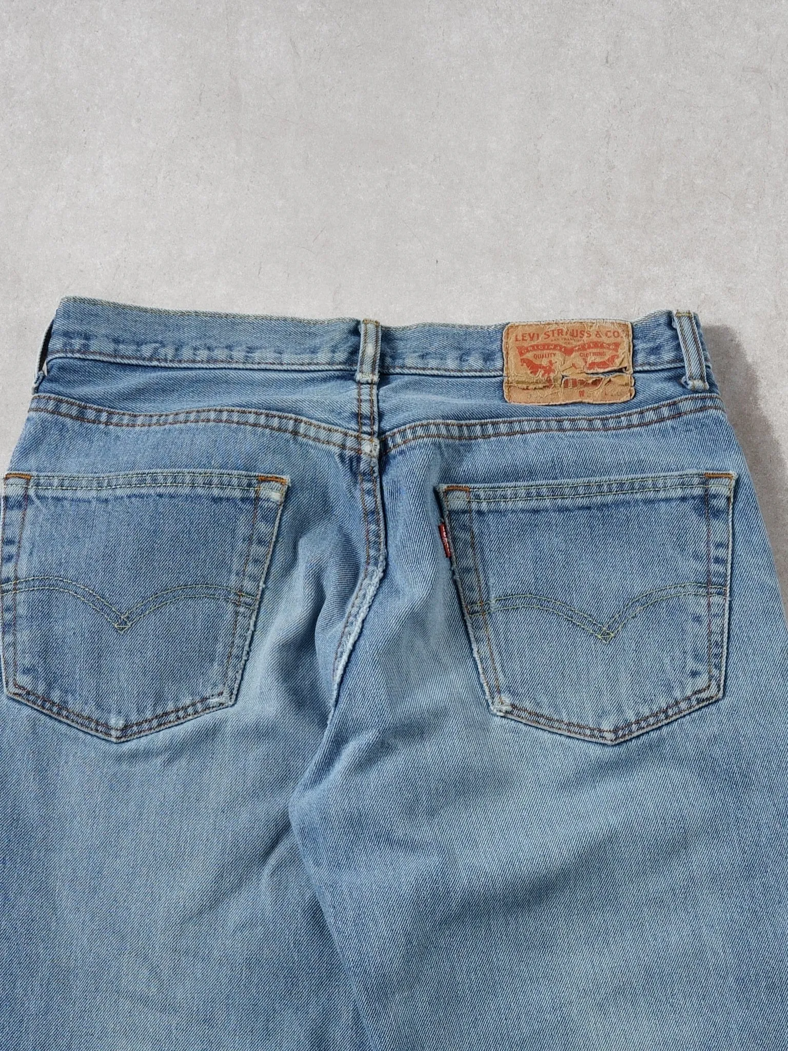 Vintage Y2k Light Blue Levi's 550 Denim Jeans (30x30) sold by Rebalance Vintage product image thumbnail 4