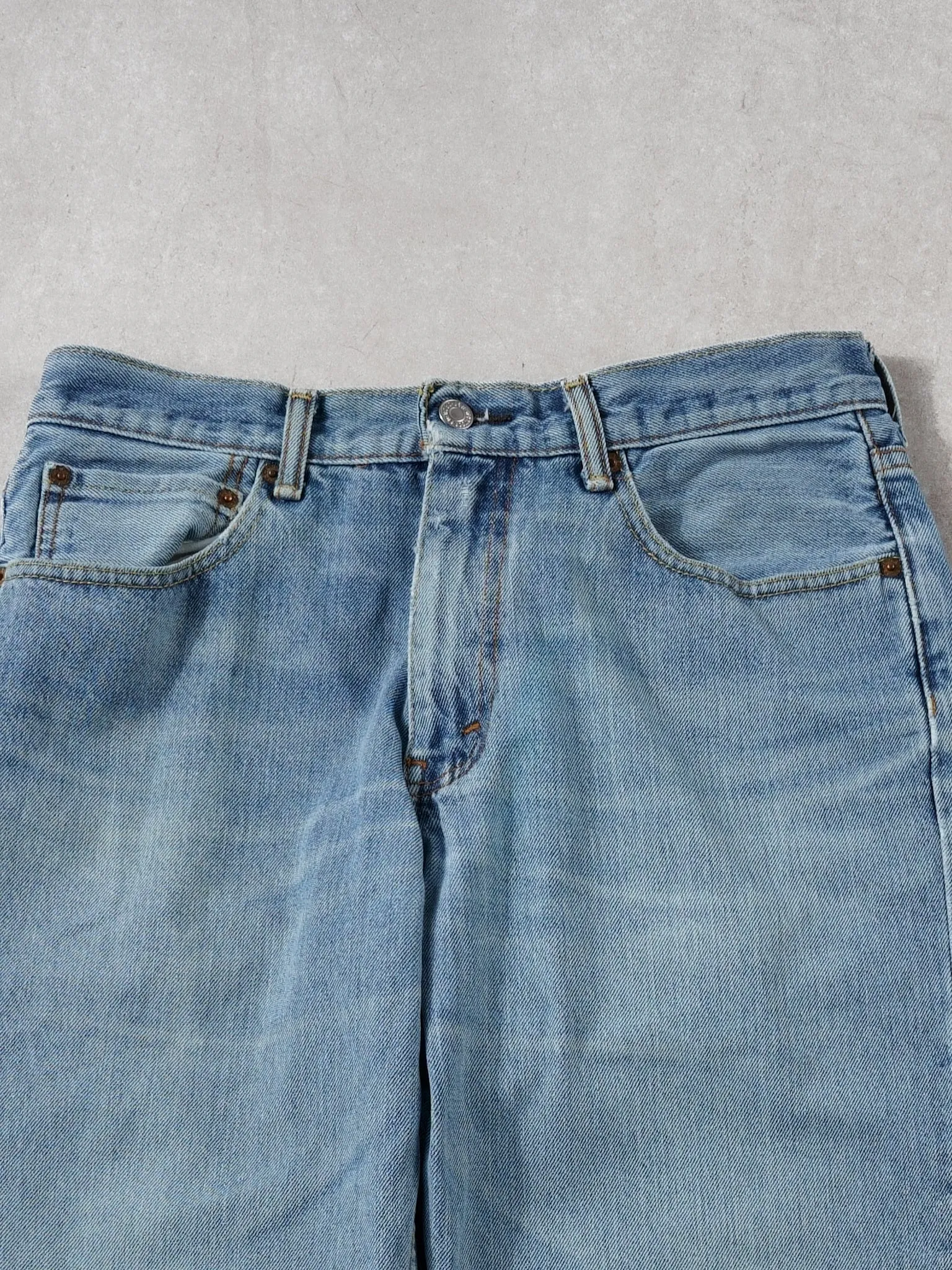 Vintage Y2k Light Blue Levi's 550 Denim Jeans (30x30) sold by Rebalance Vintage product image thumbnail 3