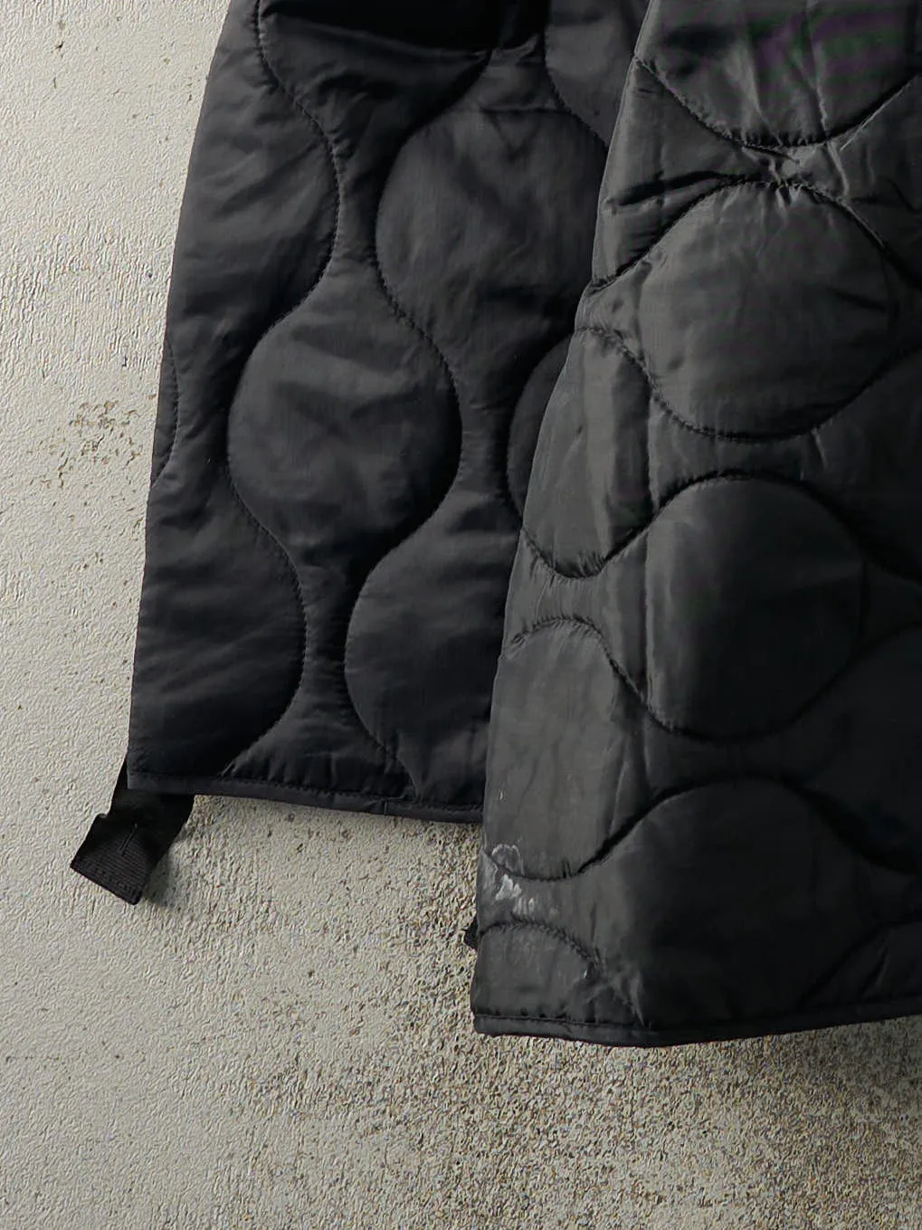 Vintage 90s Black Army Liner Jacket (XL) sold by Rebalance Vintage product image thumbnail 4