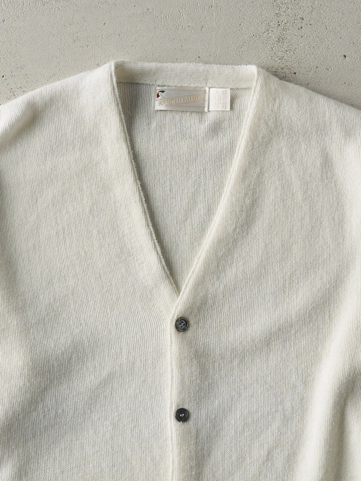 Vintage 80s Cream Arnold Palmer Knit Cardigan (M) sold by Rebalance Vintage product image thumbnail 2