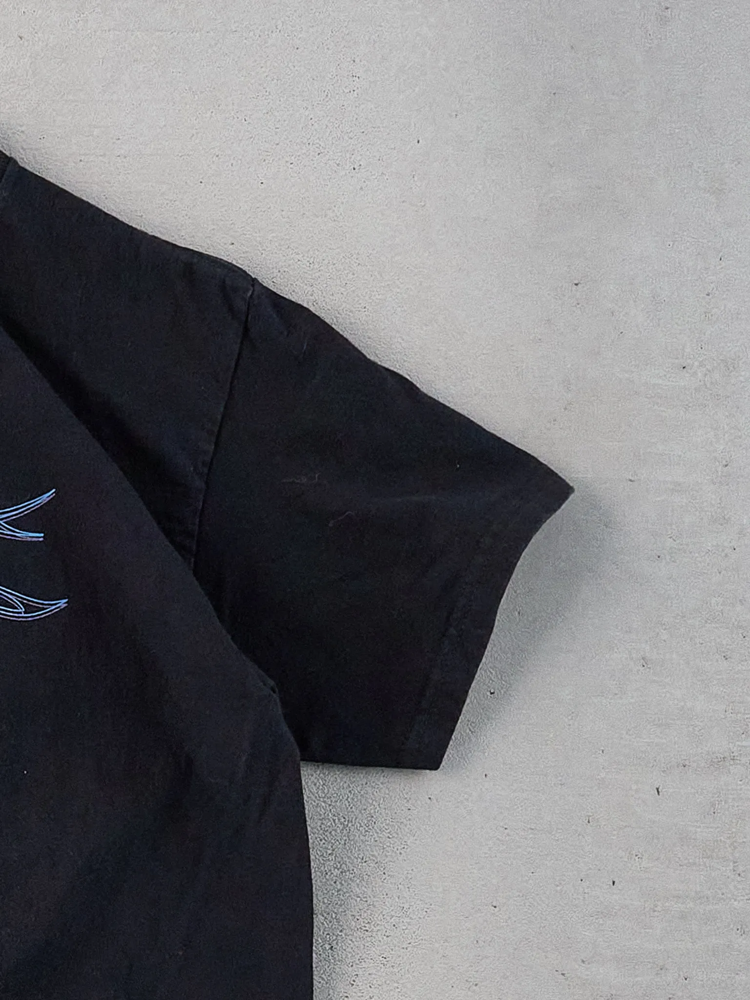 Vintage 07' Black Roar to the Shore Biker New Jersey Tee (XS) sold by Rebalance Vintage product image thumbnail 3