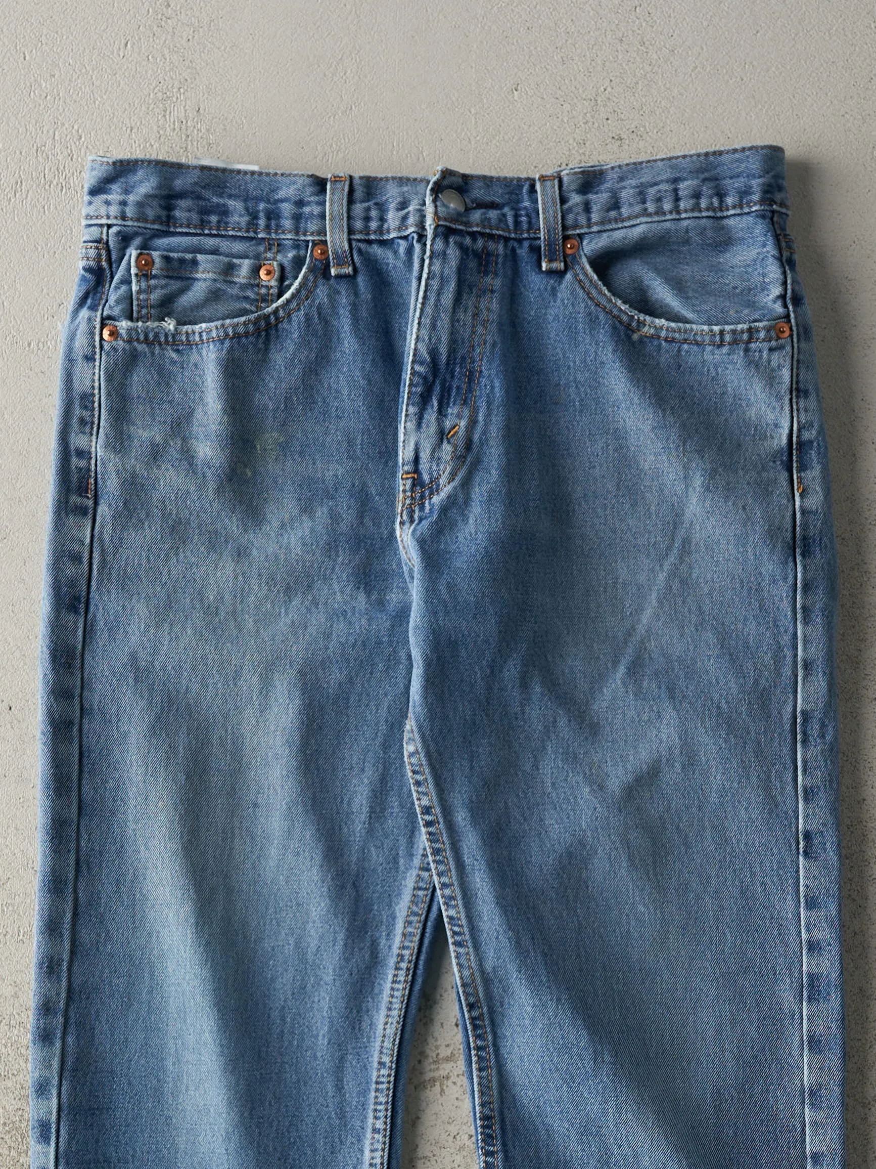 Vintage Y2K Mid Wash Levi's 505 Jeans (33.5x31) sold by Rebalance Vintage product image thumbnail 3