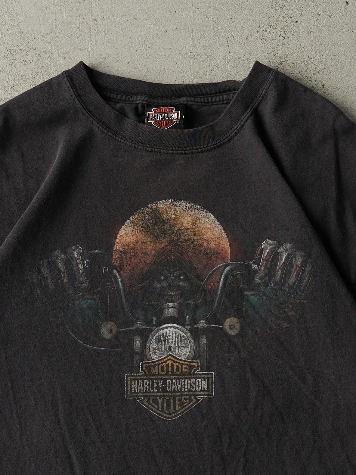 16' Black Peterborough Ontario Harley Davidson Tee (M) sold by Rebalance Vintage product image thumbnail 3