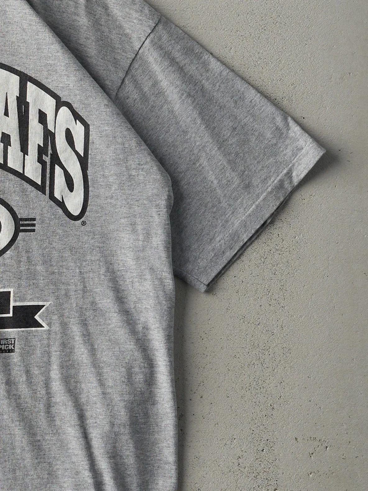 Vintage 90s Grey Toronto Maple Leafs Single Stitch Tee (M) sold by Rebalance Vintage product image thumbnail 3