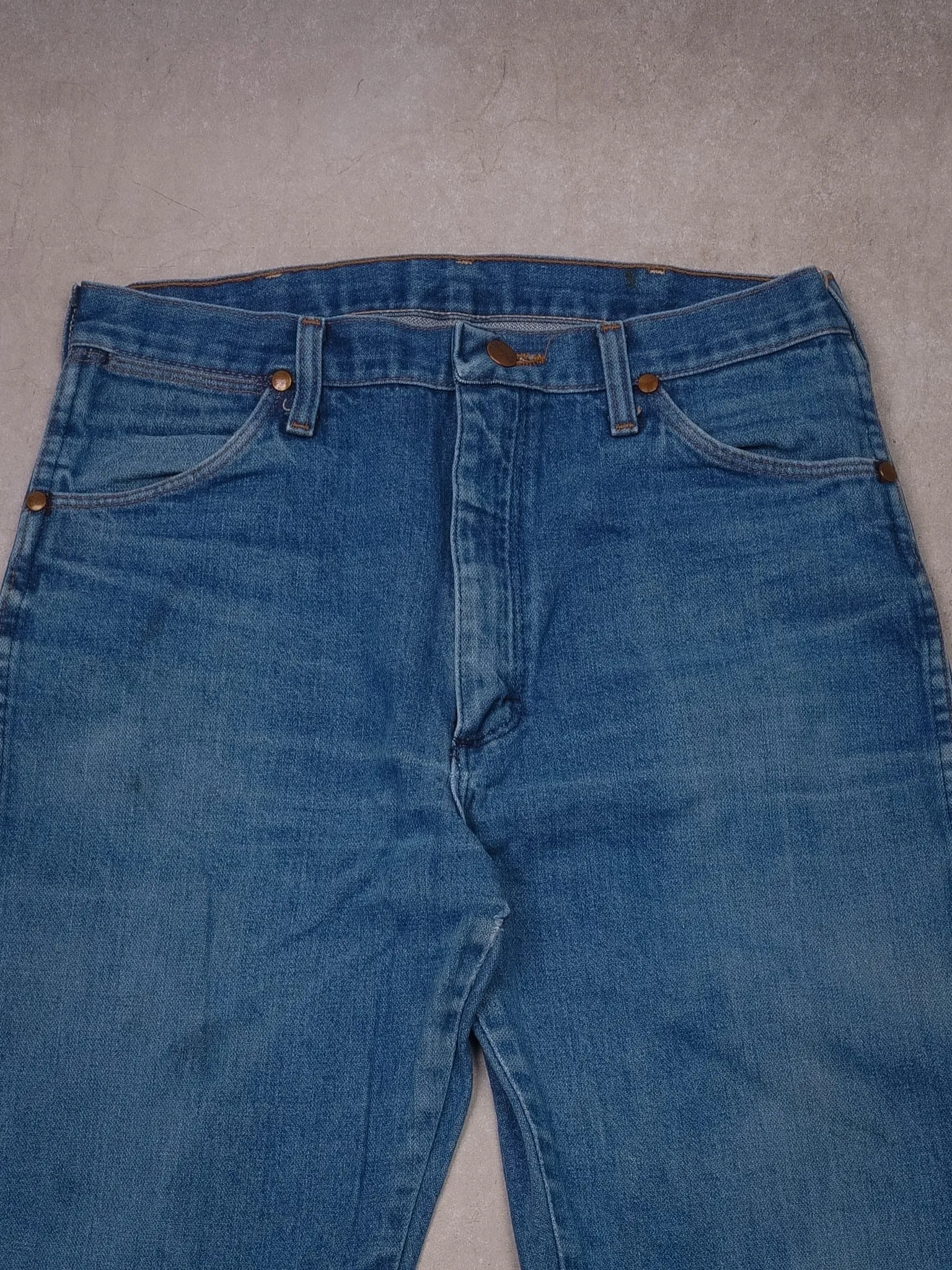 Vintage Blue Wrangler Classic Straight Leg Denim (30x35) sold by Rebalance Vintage product image thumbnail 2