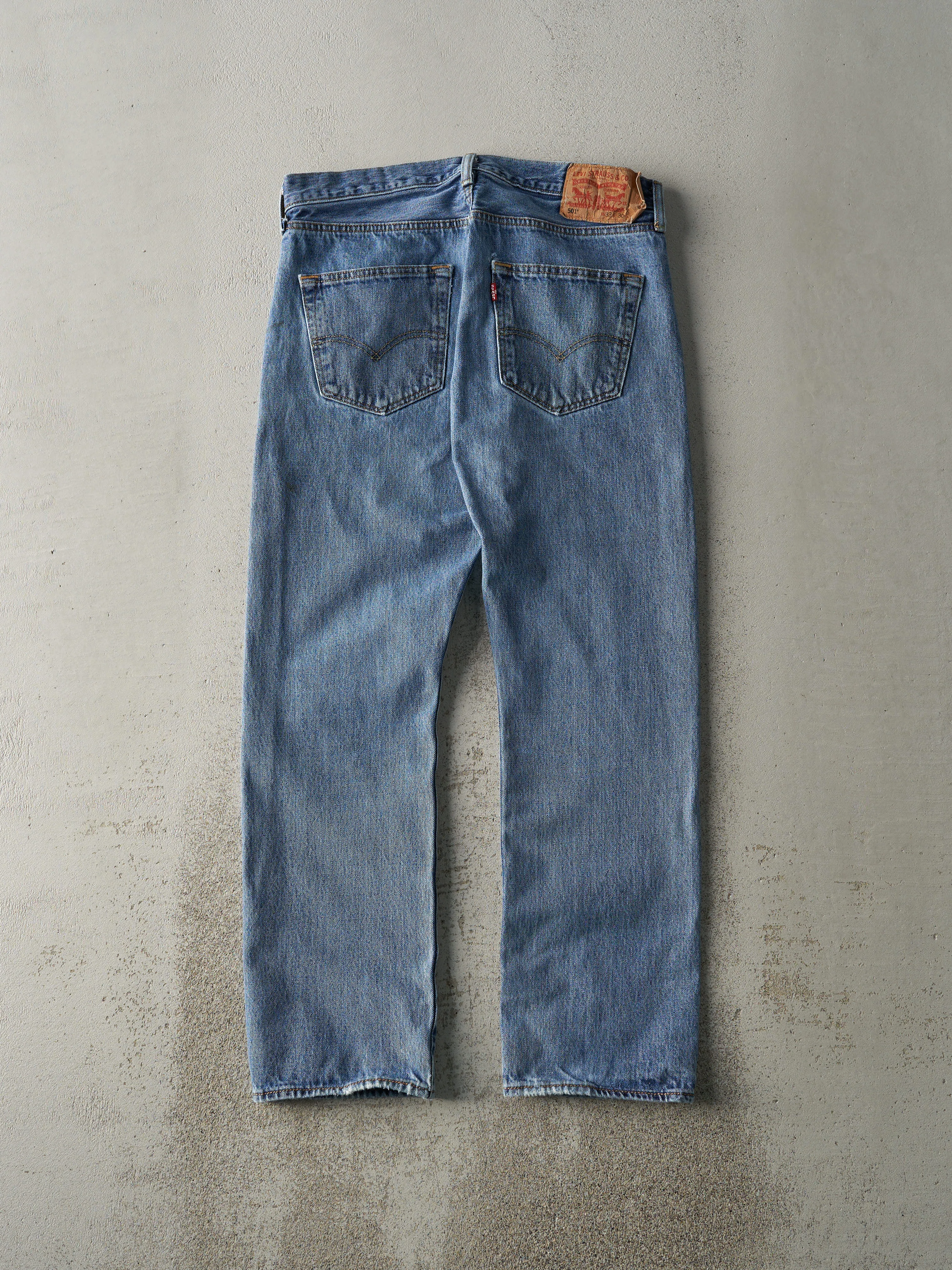 Vintage Y2K Light Wash Levi's 501 Jeans (33x28.5) sold by Rebalance Vintage product image thumbnail 2