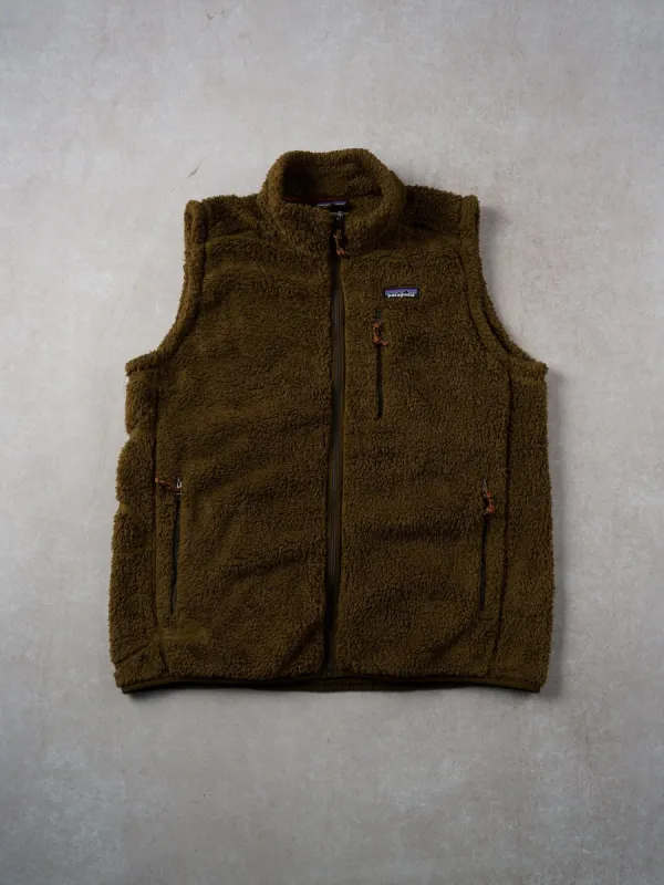 Vintage Y2k Green-Brown Patagonia Fleece Vest (M) sold by Rebalance Vintage