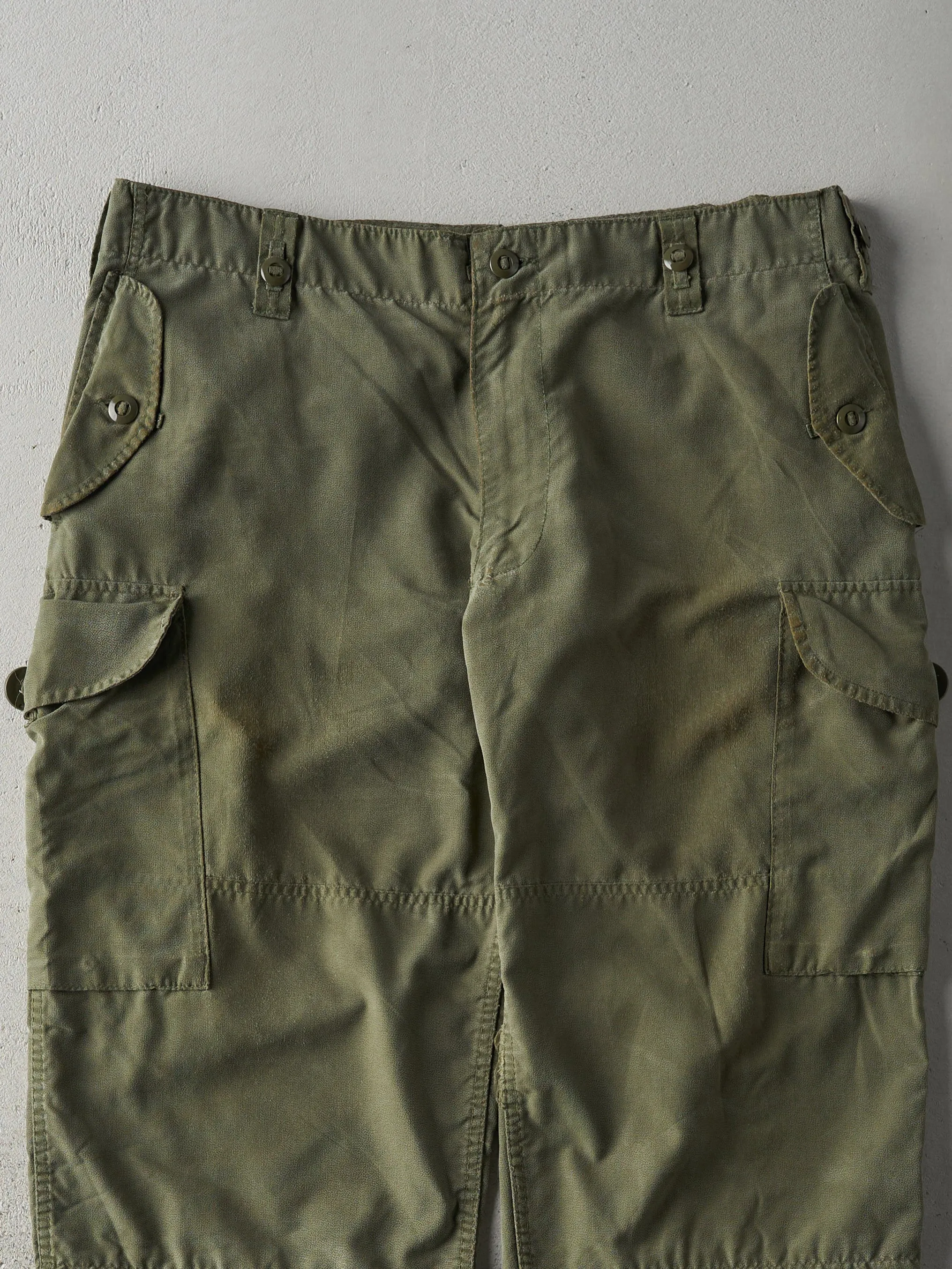 Vintage 90s Army Green Canadian Military Wind Pants (38.5x26.5) sold by Rebalance Vintage product image thumbnail 4