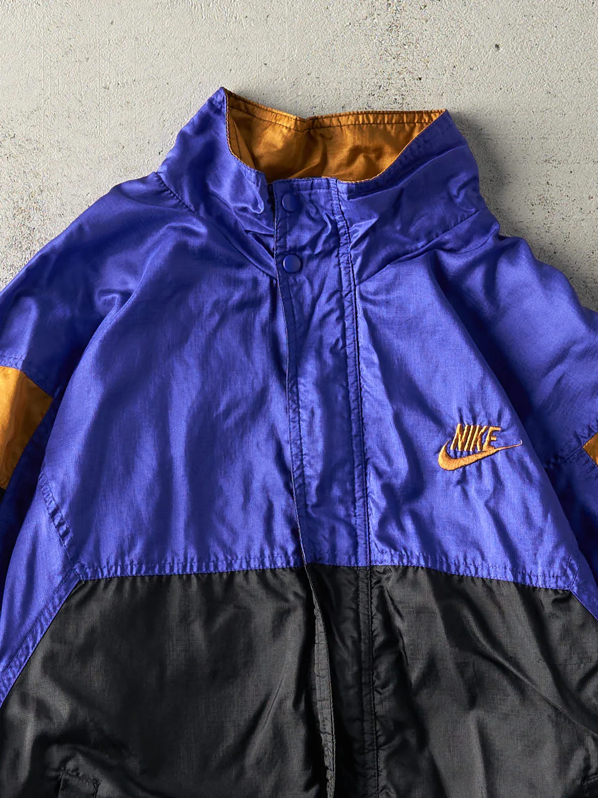Vintage 90s Purple & Black Nike Zip Up Windbreaker Jacket (M) sold by Rebalance Vintage product image thumbnail 3