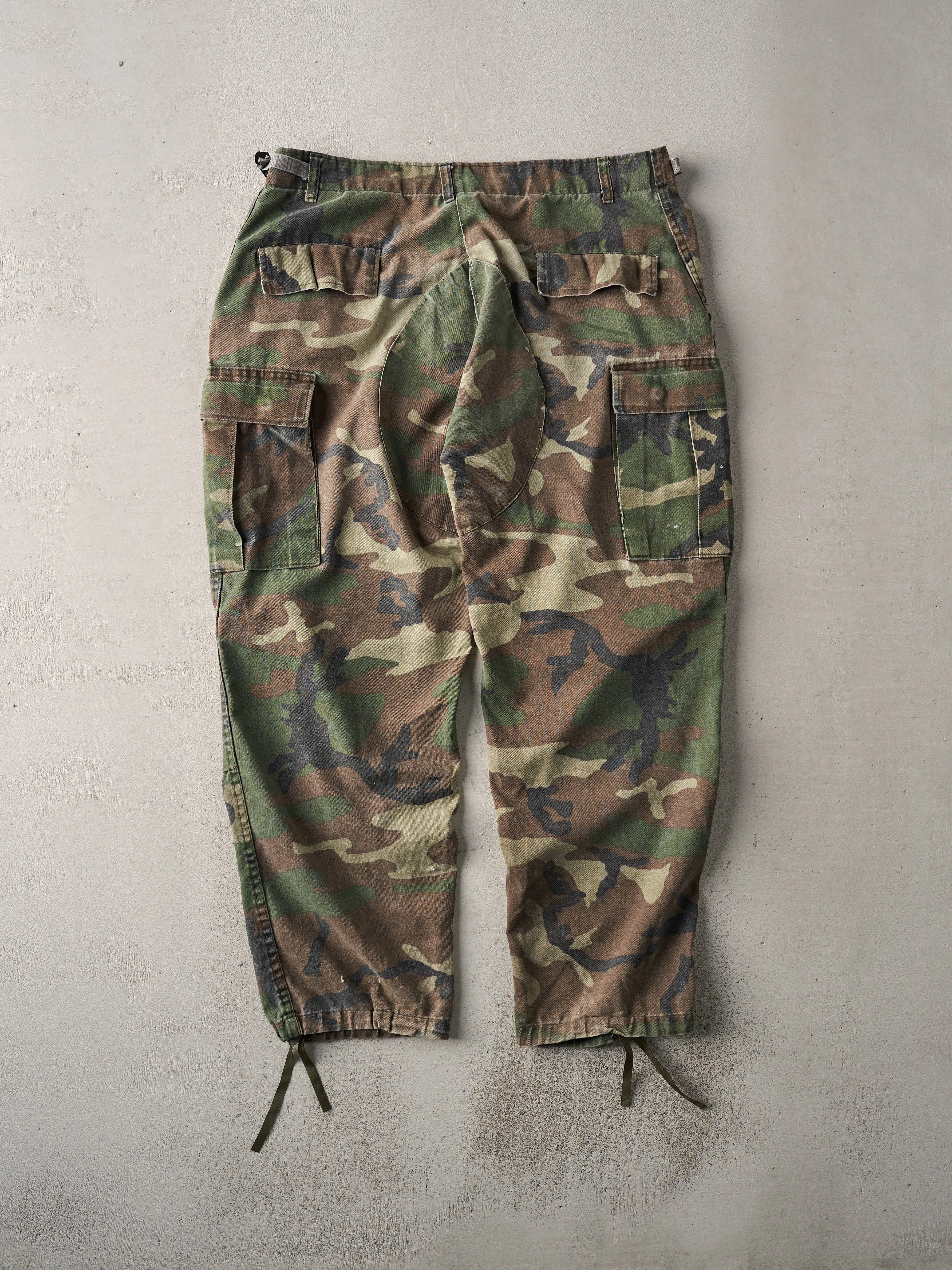 Vintage 90s Dark Camo Army Pants (36x29) sold by Rebalance Vintage product image thumbnail 2