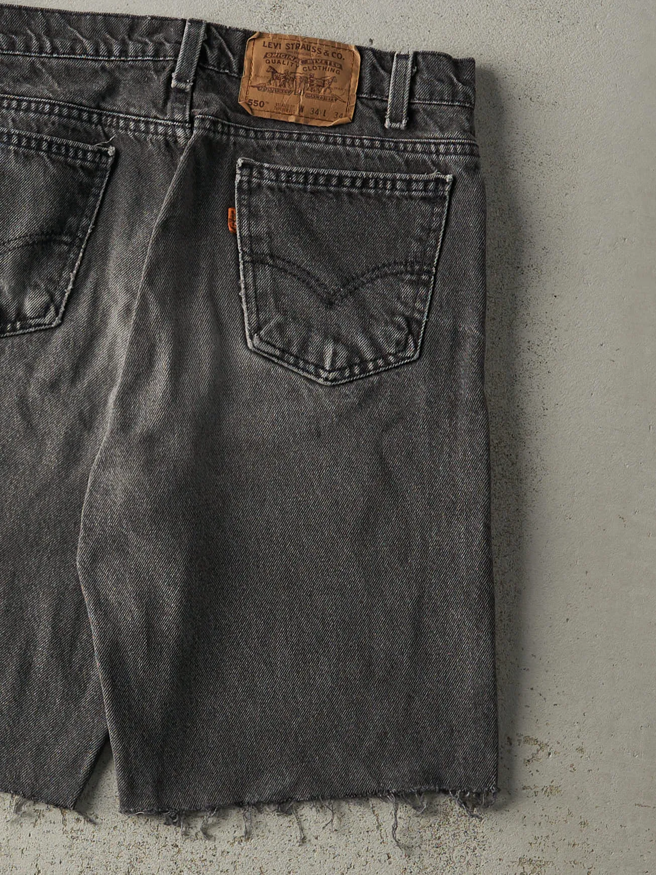 Vintage 80s Black Levi's 550 Orange Tab Denim Shorts (32x10) sold by Rebalance Vintage product image thumbnail 4
