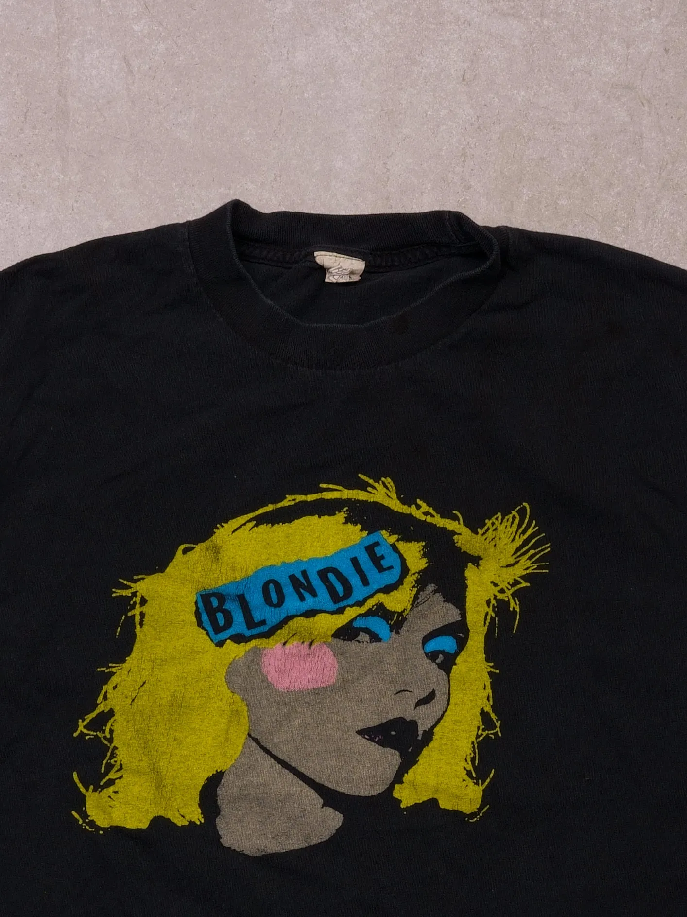 Vintage Sunfaded Black "Blonde" Graphic Tee (S) sold by Rebalance Vintage product image thumbnail 2