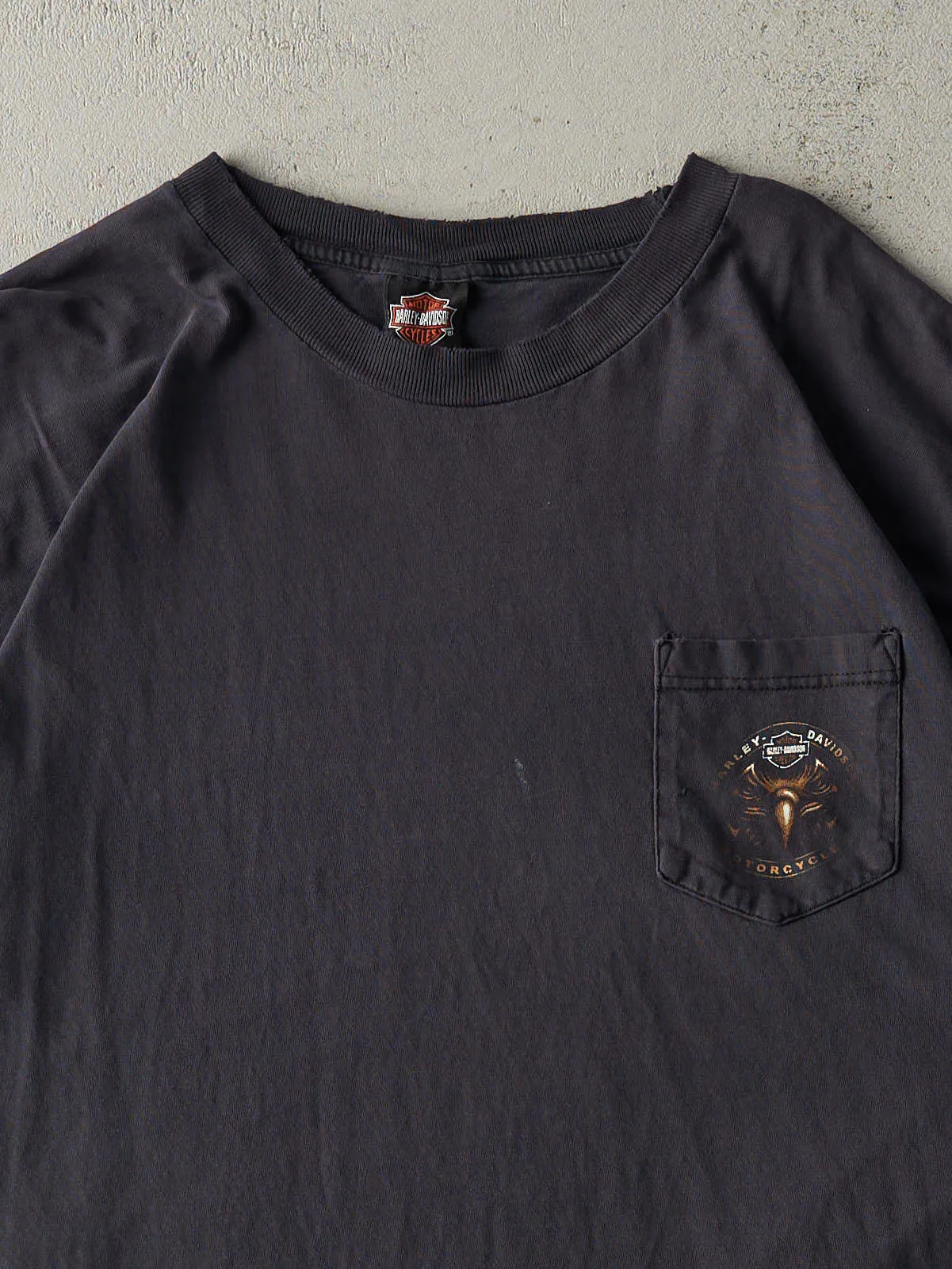 Vintage 04' Black Lakeville Minnesota Harley Davidson Pocket Tee (XL) sold by Rebalance Vintage product image thumbnail 3
