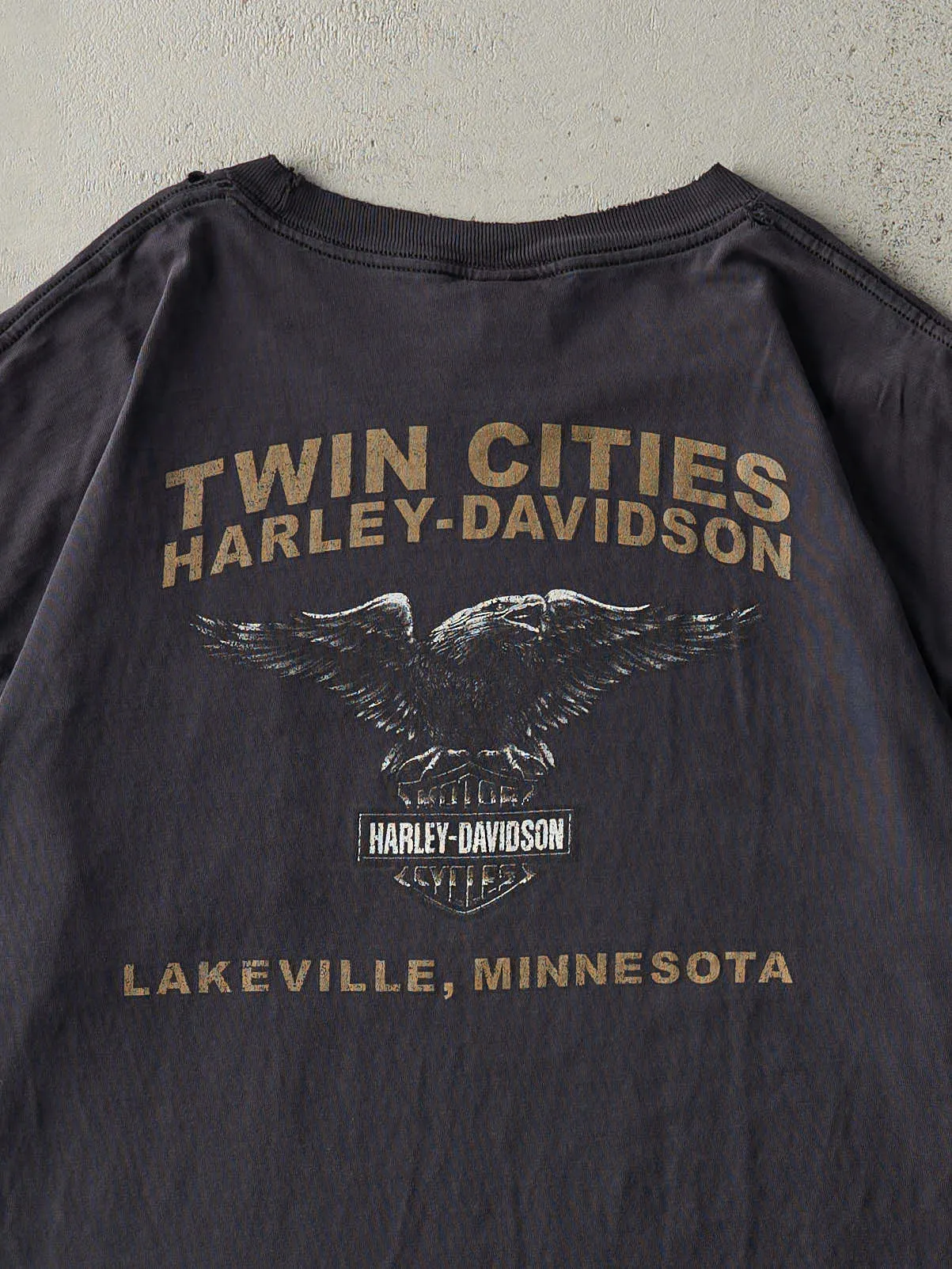 Vintage 04' Black Lakeville Minnesota Harley Davidson Pocket Tee (XL) sold by Rebalance Vintage product image thumbnail 4