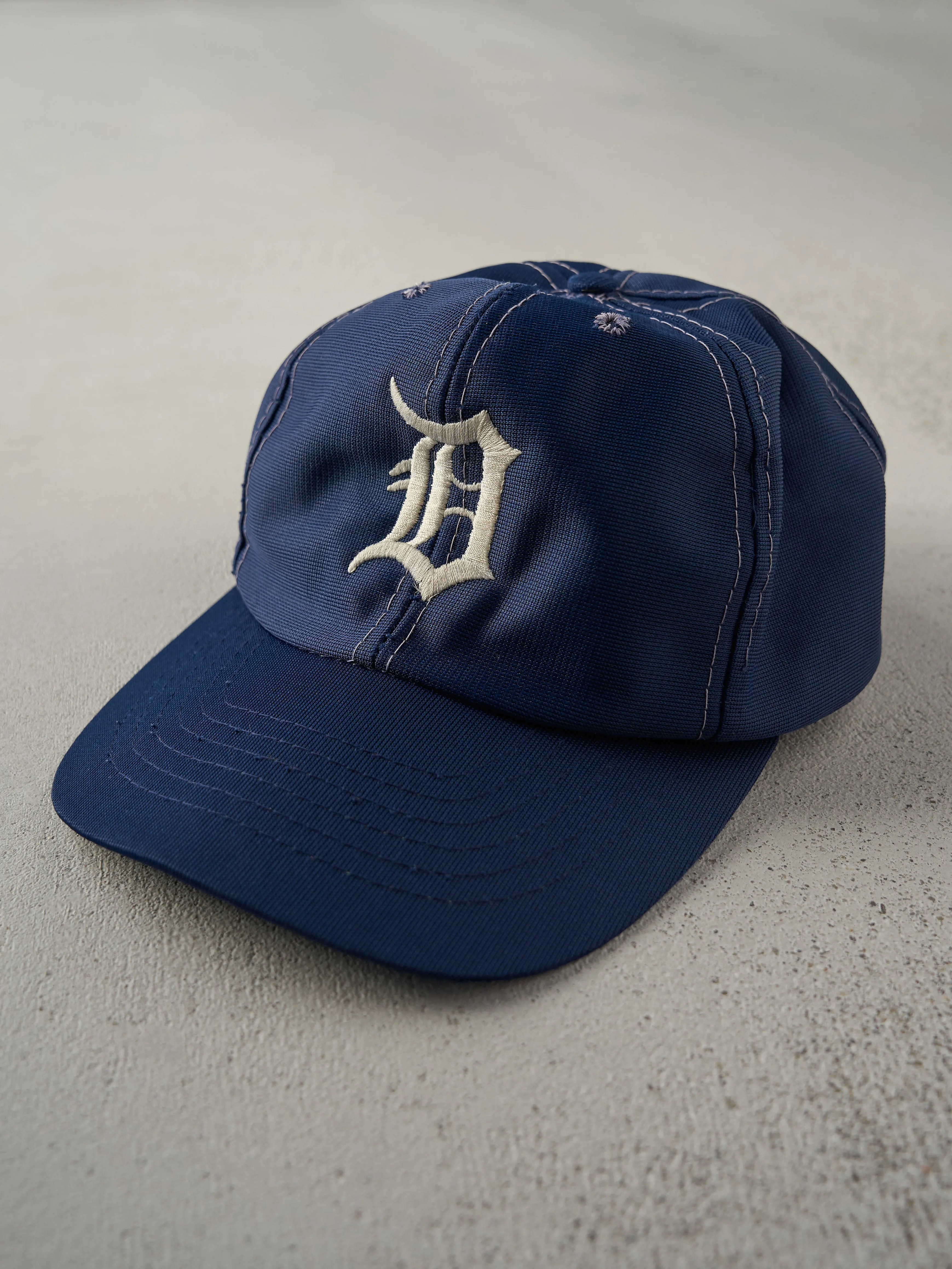 Vintage 80s Navy Blue Detroit Tigers MLB Snapback Hat sold by Rebalance Vintage product image thumbnail 2