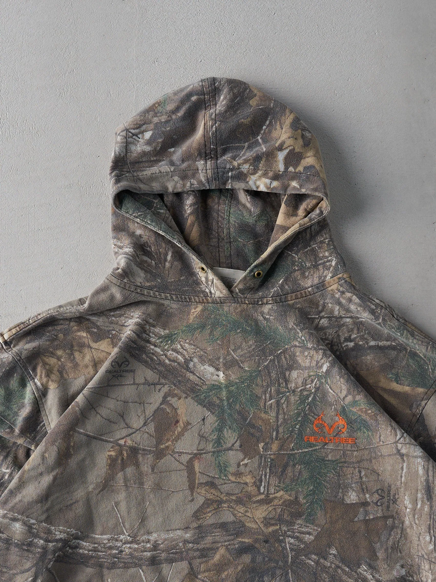 Vintage Light Brown Realtree Hoodie (L) sold by Rebalance Vintage product image thumbnail 2