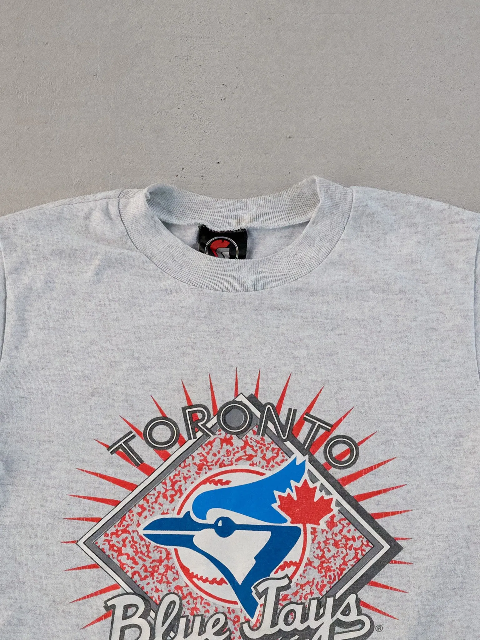 Vintage 92' Grey Single Stitched Toronto Blue Jays Graphic Tee (XS) sold by Rebalance Vintage product image thumbnail 2
