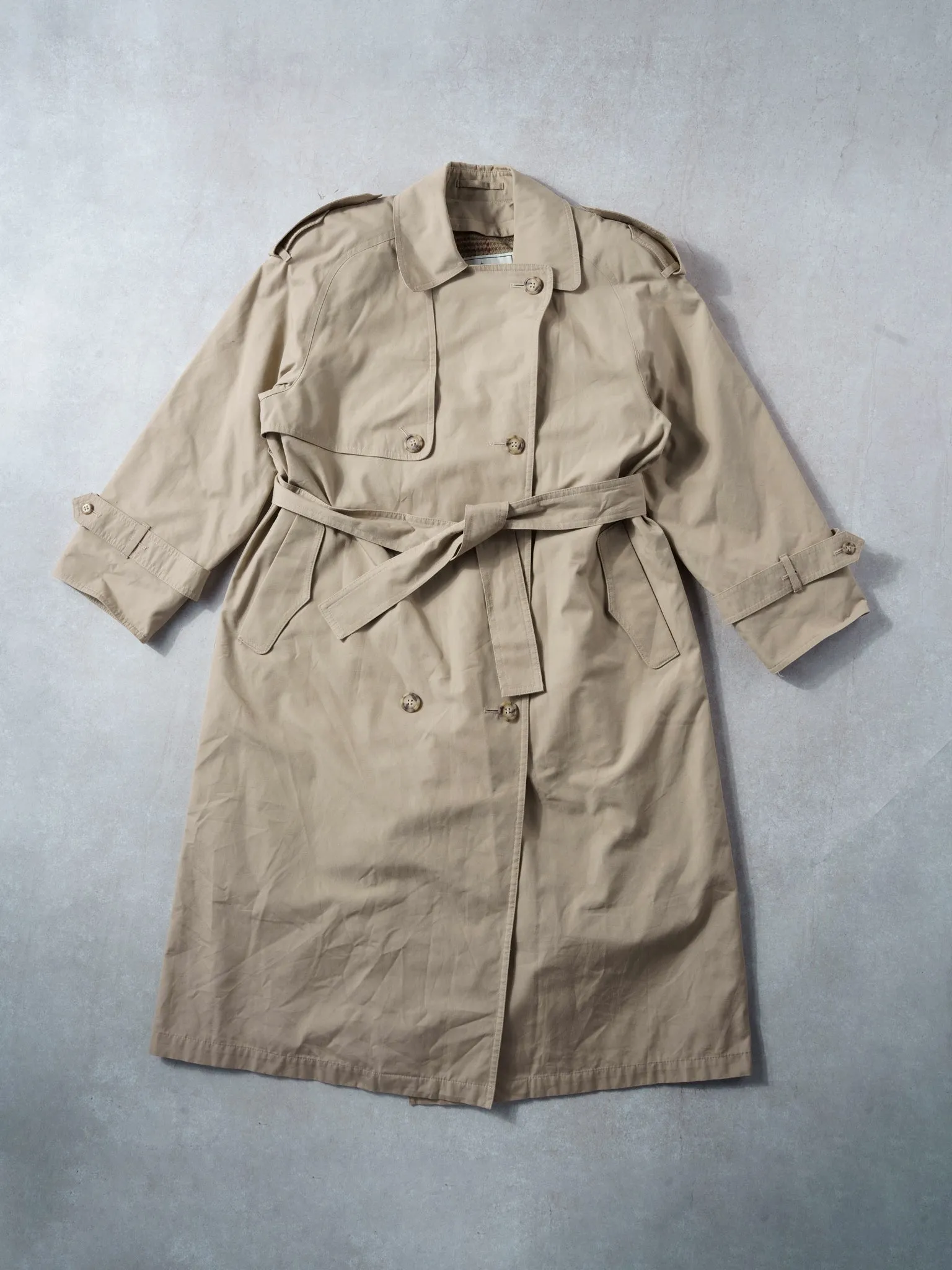Vintage 90s Beige Towne London Fogg Trench Coat (M/L) sold by Rebalance Vintage