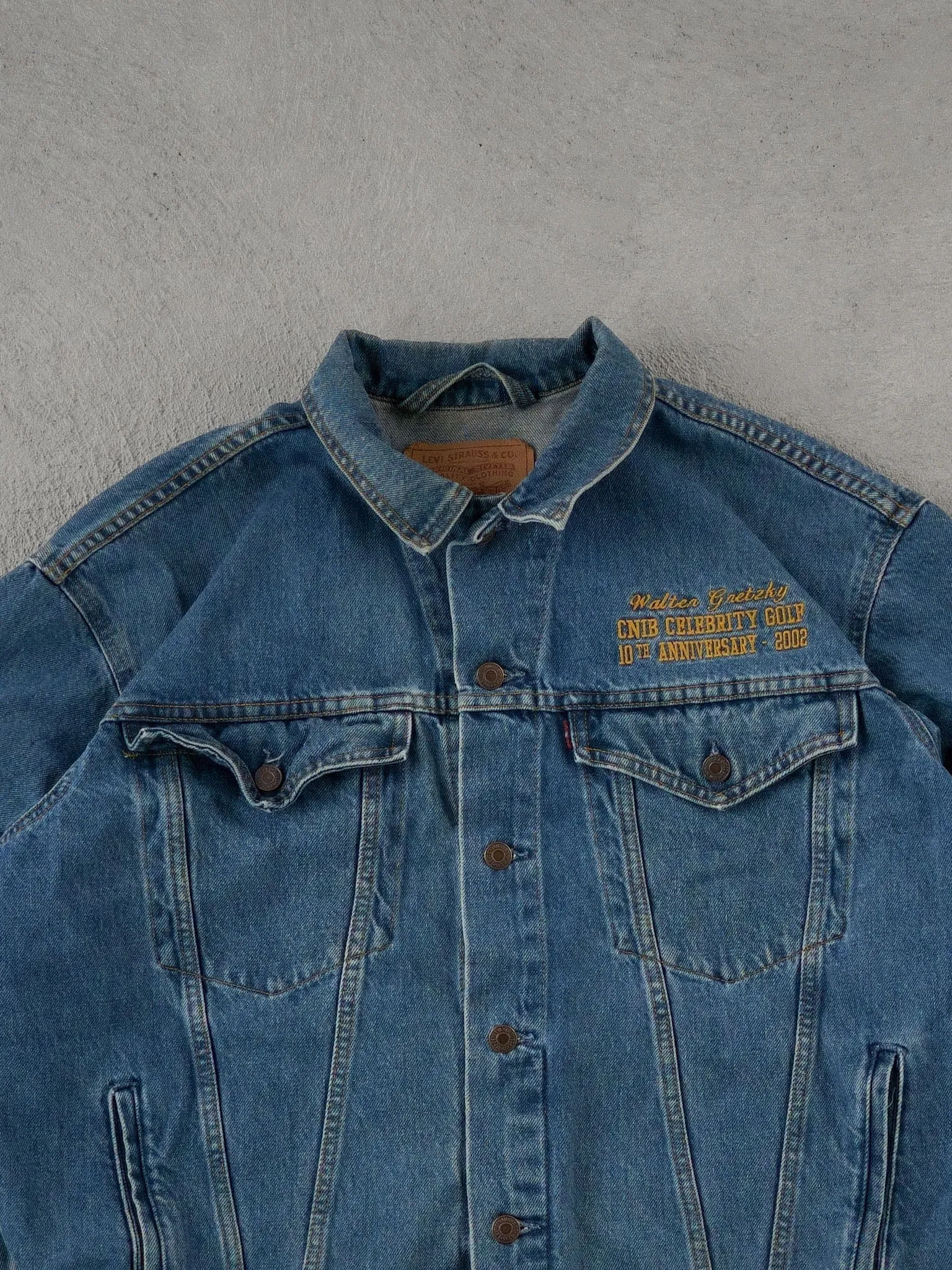Vintage 02' Dark Blue Levi's Walter Gretzky 10th Anniversary Denim Jacket (L) sold by Rebalance Vintage product image thumbnail 2