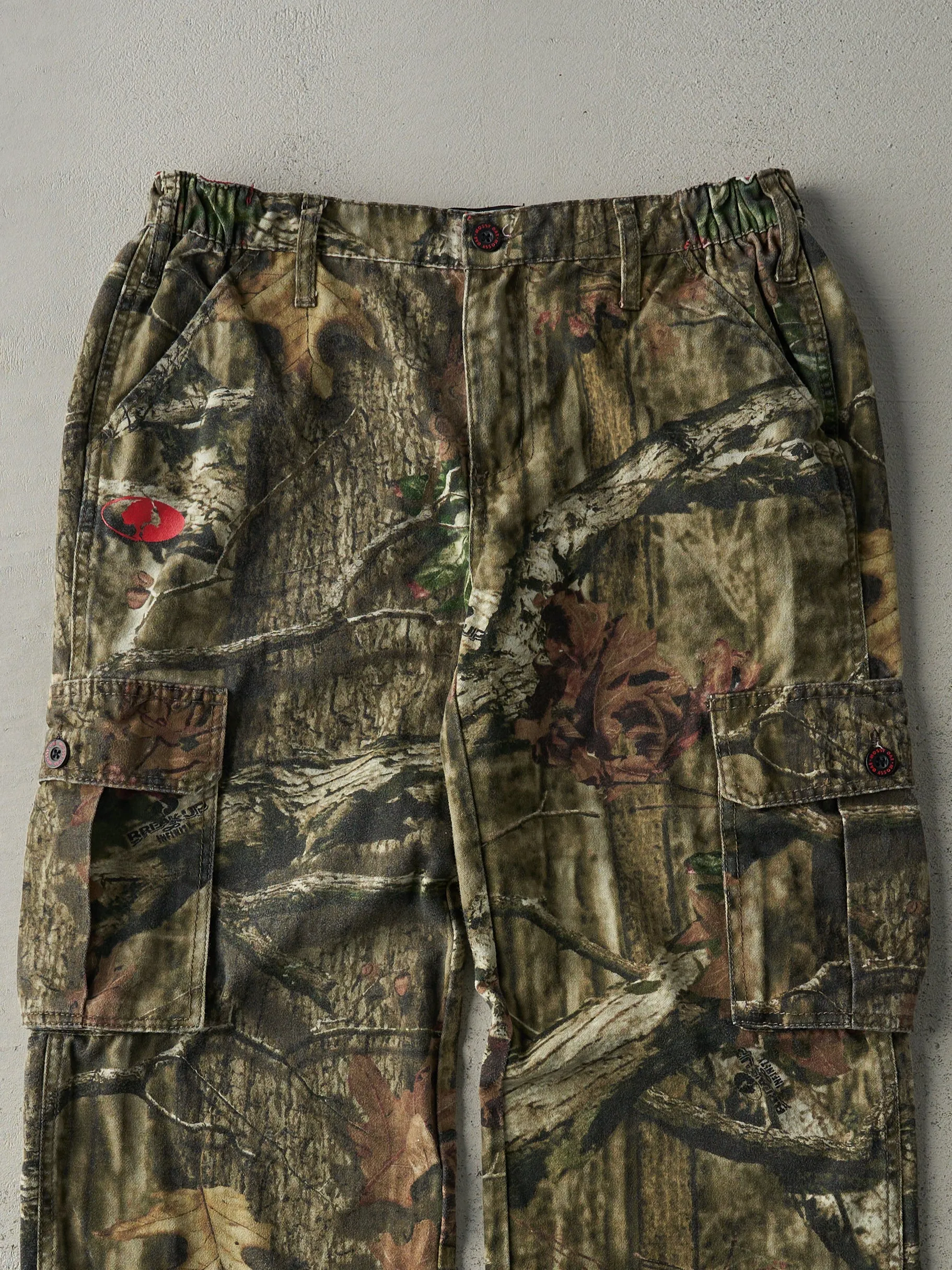 Vintage Y2K Mossy Oak x Break-Up Infinity Camo Cargo Pants (31x30.5) sold by Rebalance Vintage product image thumbnail 3