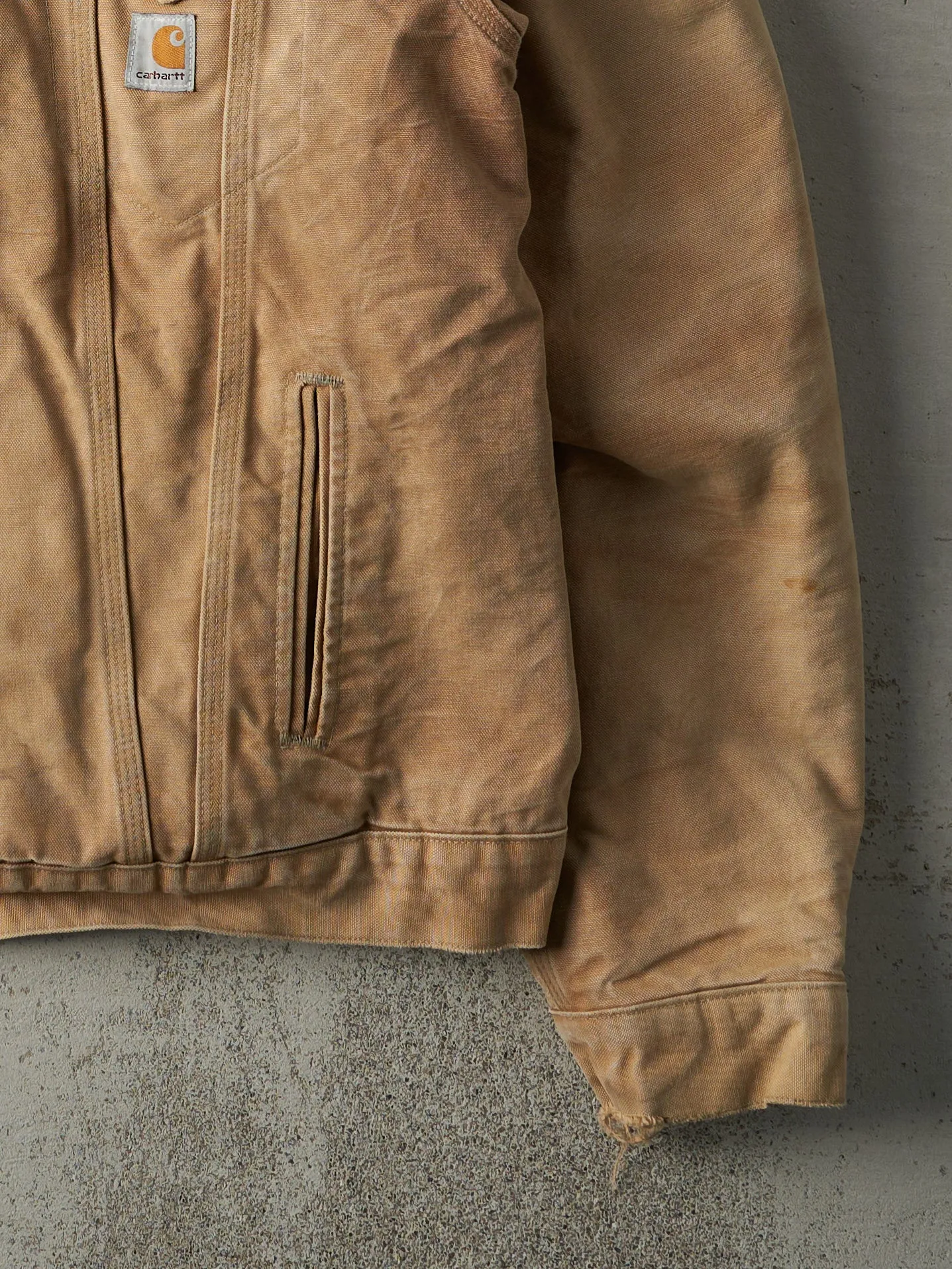 Vintage Y2K Beige Carhartt Blanket Lined Trucker Jacket (L) sold by Rebalance Vintage product image thumbnail 3