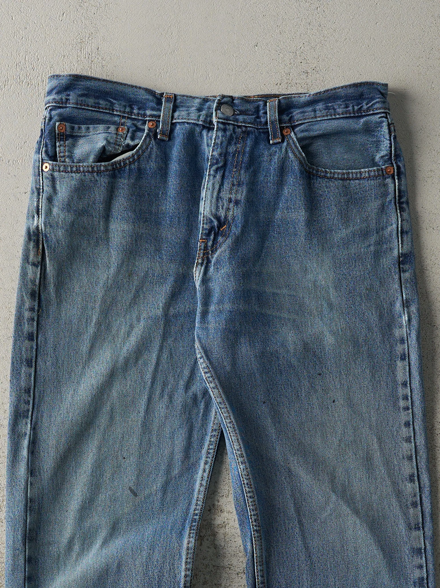 Vintage Y2K Mid Wash Levi's 505 Jeans (33x30.5) sold by Rebalance Vintage product image thumbnail 3
